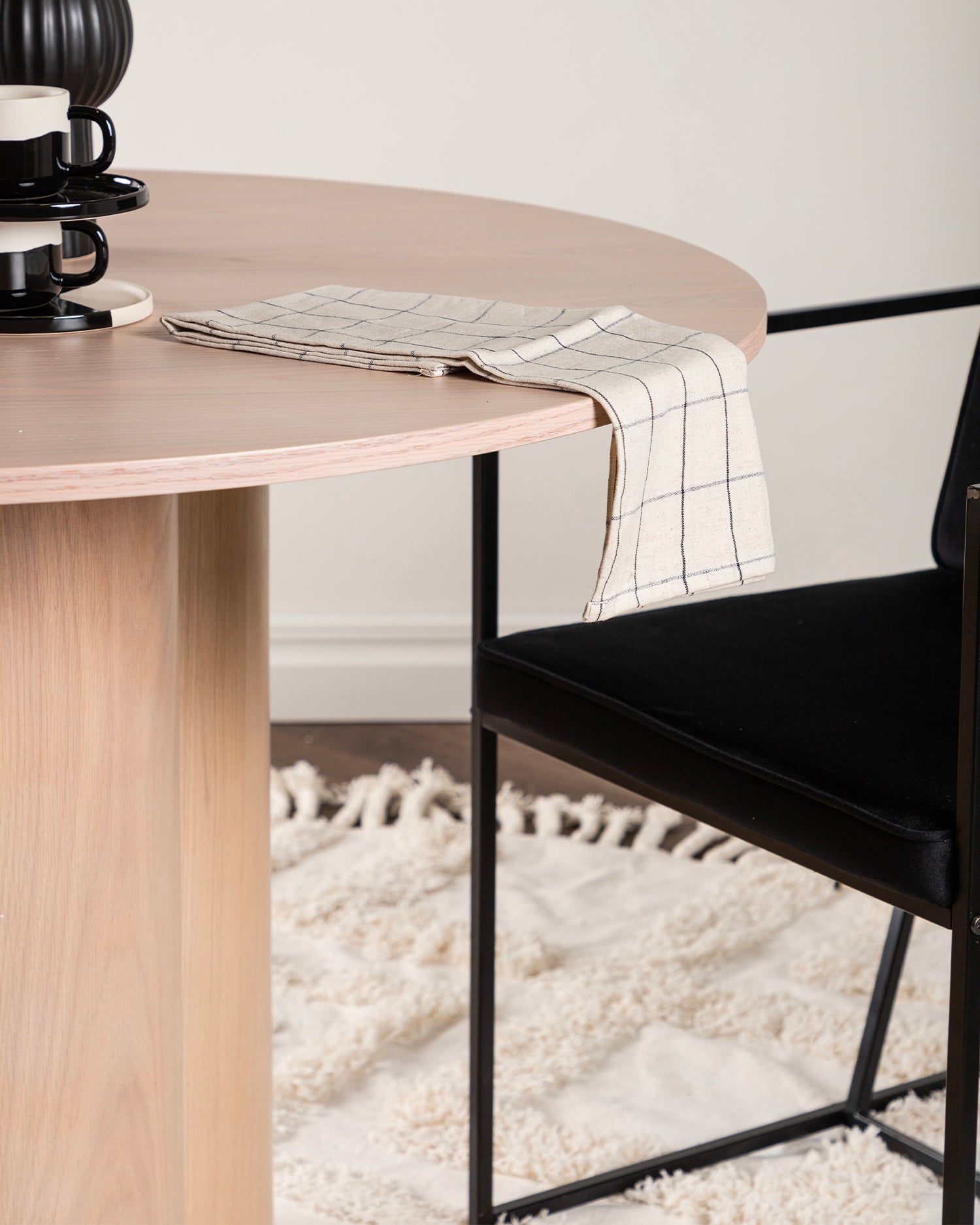 Tavolo da pranzo rotondo in legno Olivia