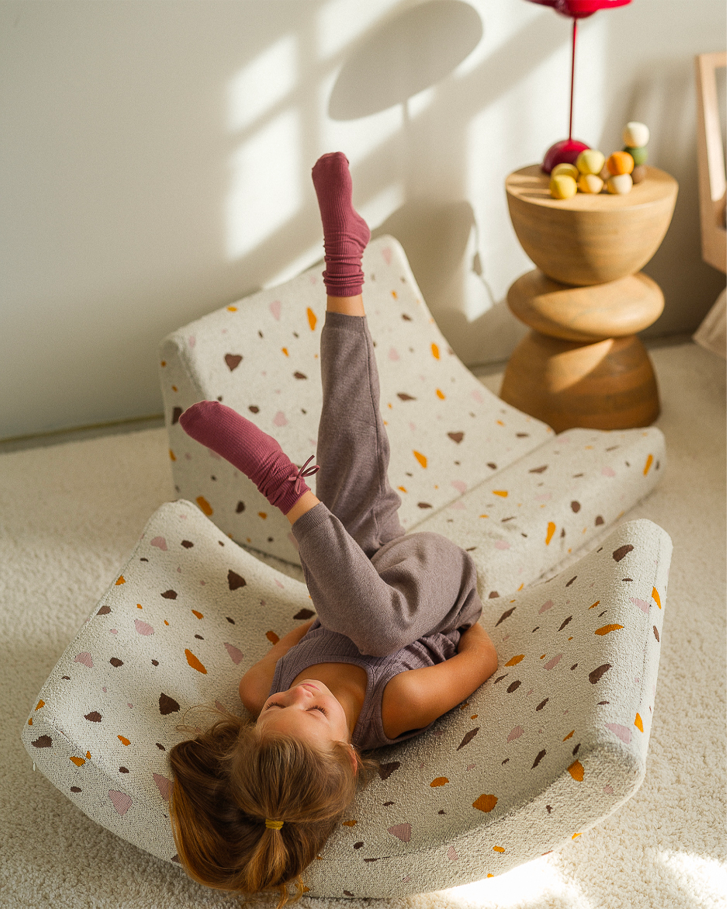 Poltrona per bambini Moon Terrazzo, marmo