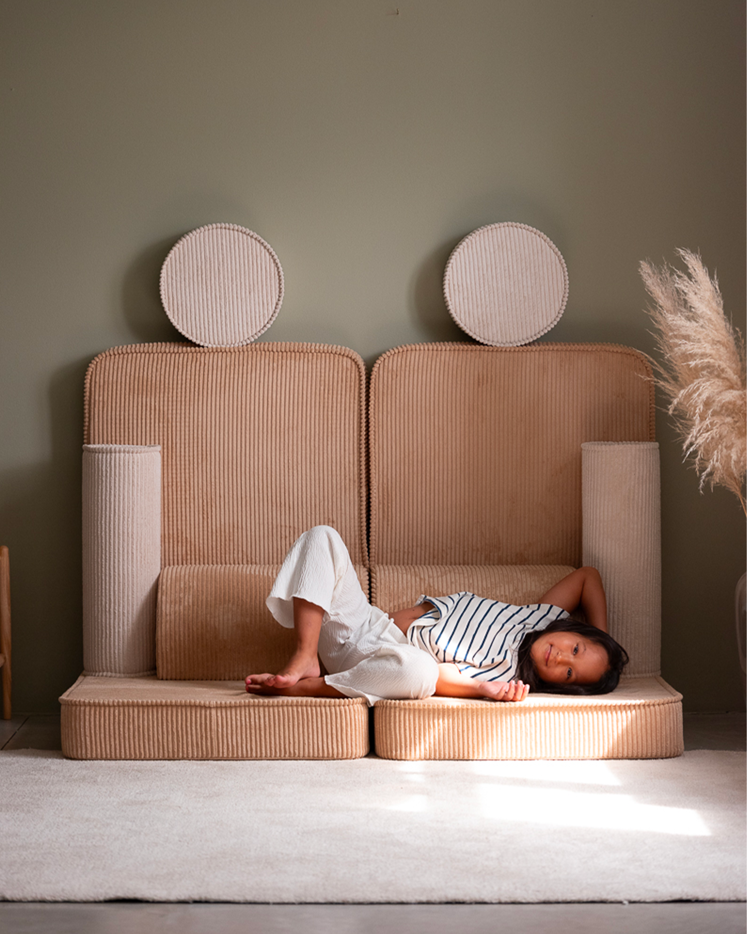 Divano modulare per bambini in velluto a coste, nocciola