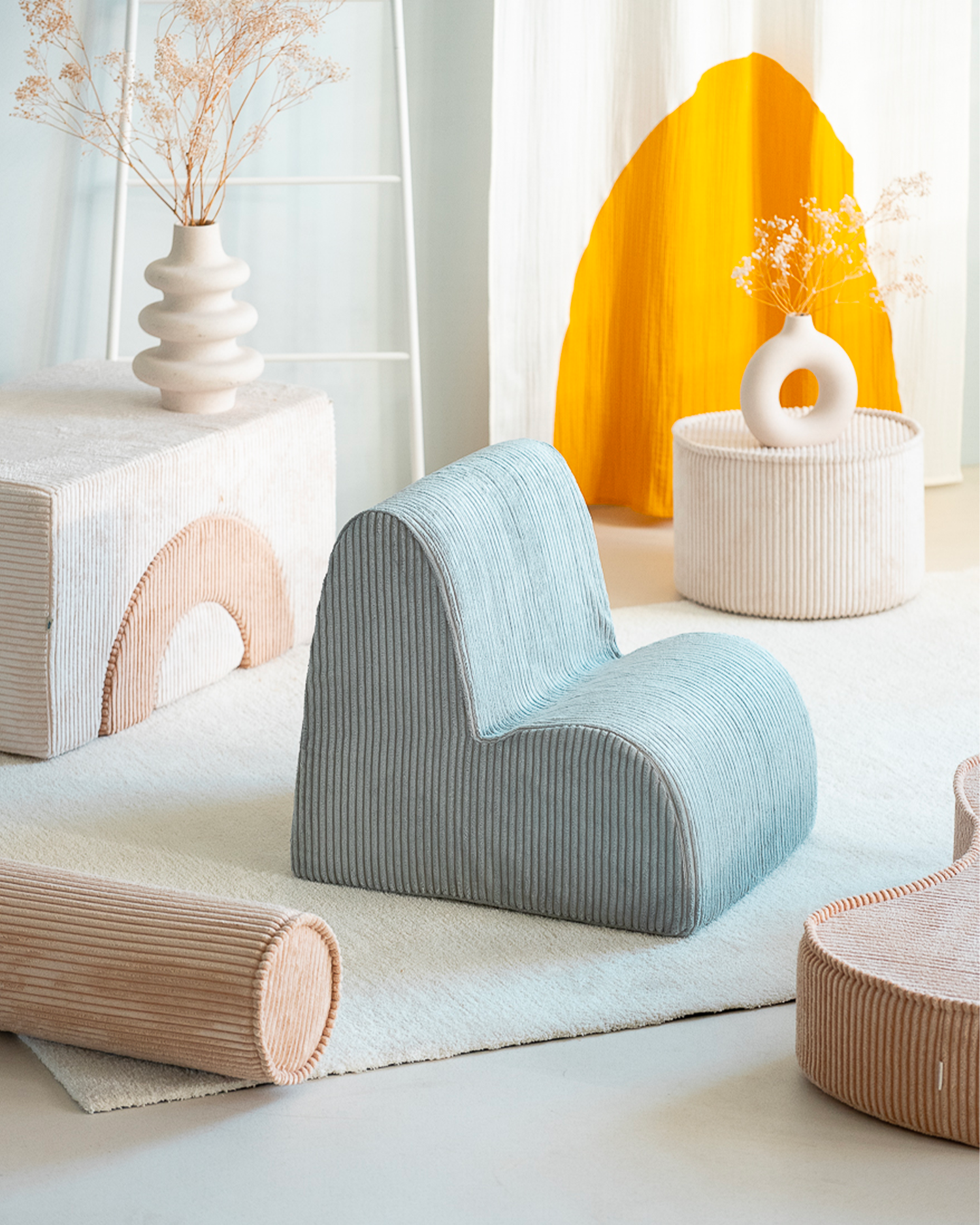 Sedia per bambini in velluto Cloud, menta