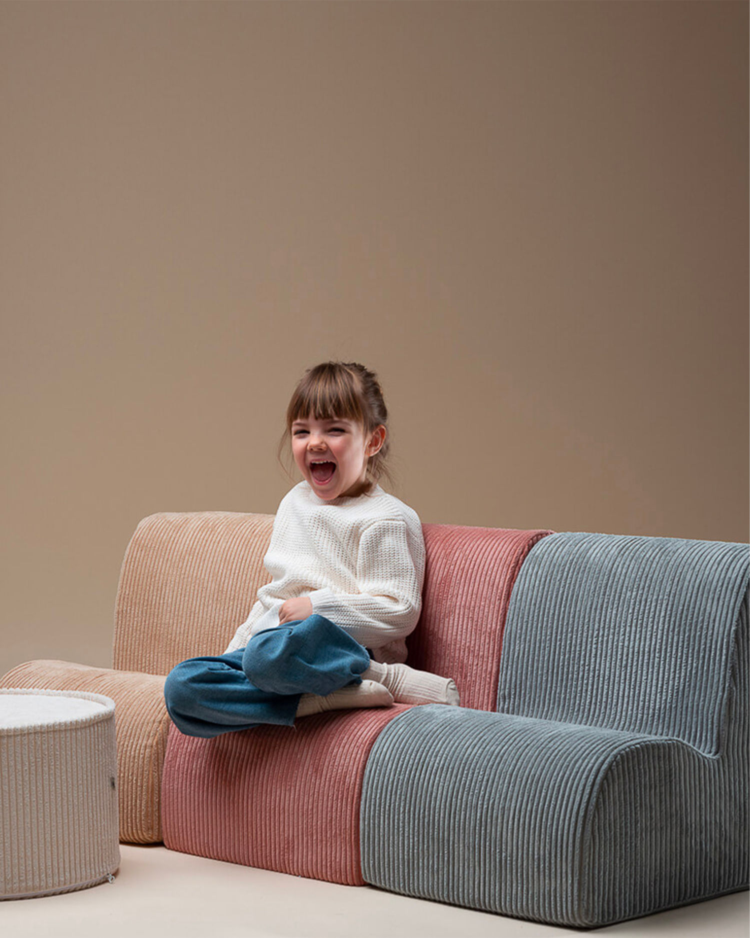 Sedia per bambini in velluto Cloud, nocciola