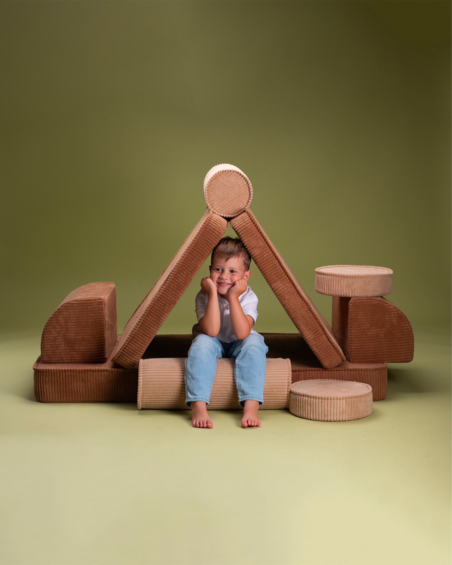 Divano modulare per bambini in velluto a coste, marrone