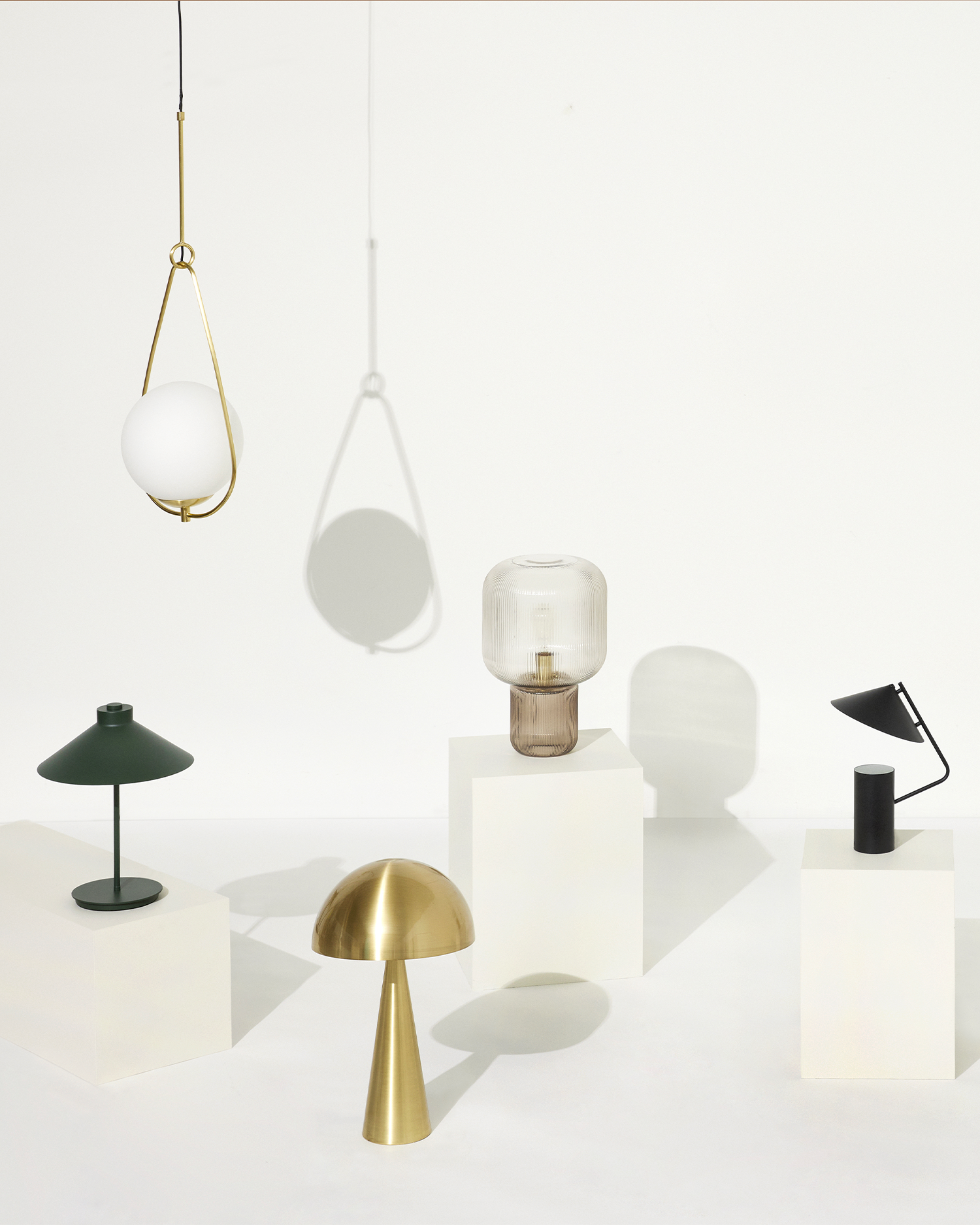 Lampada da tavolo Mush, oro