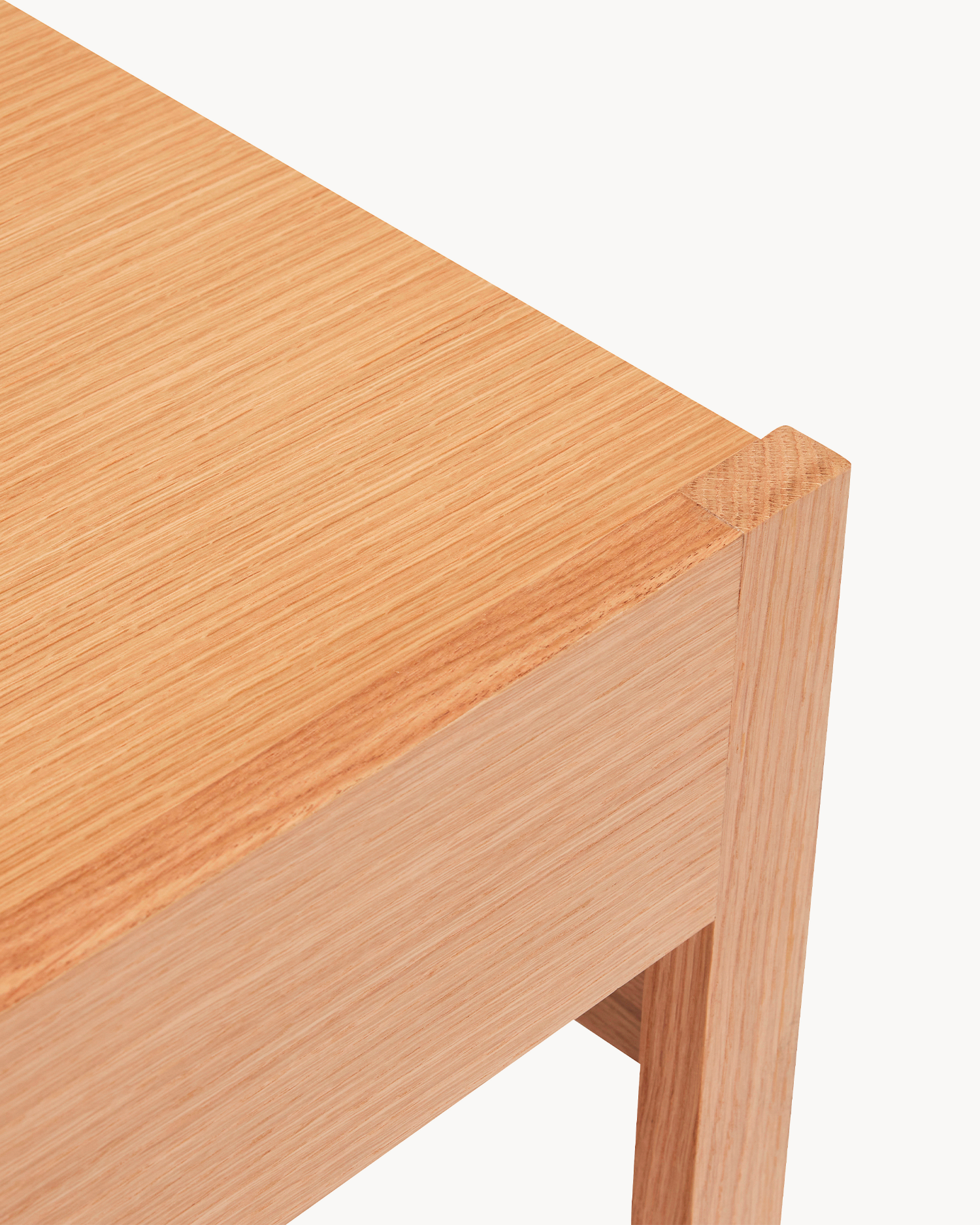 Tavolino in legno di quercia Forma