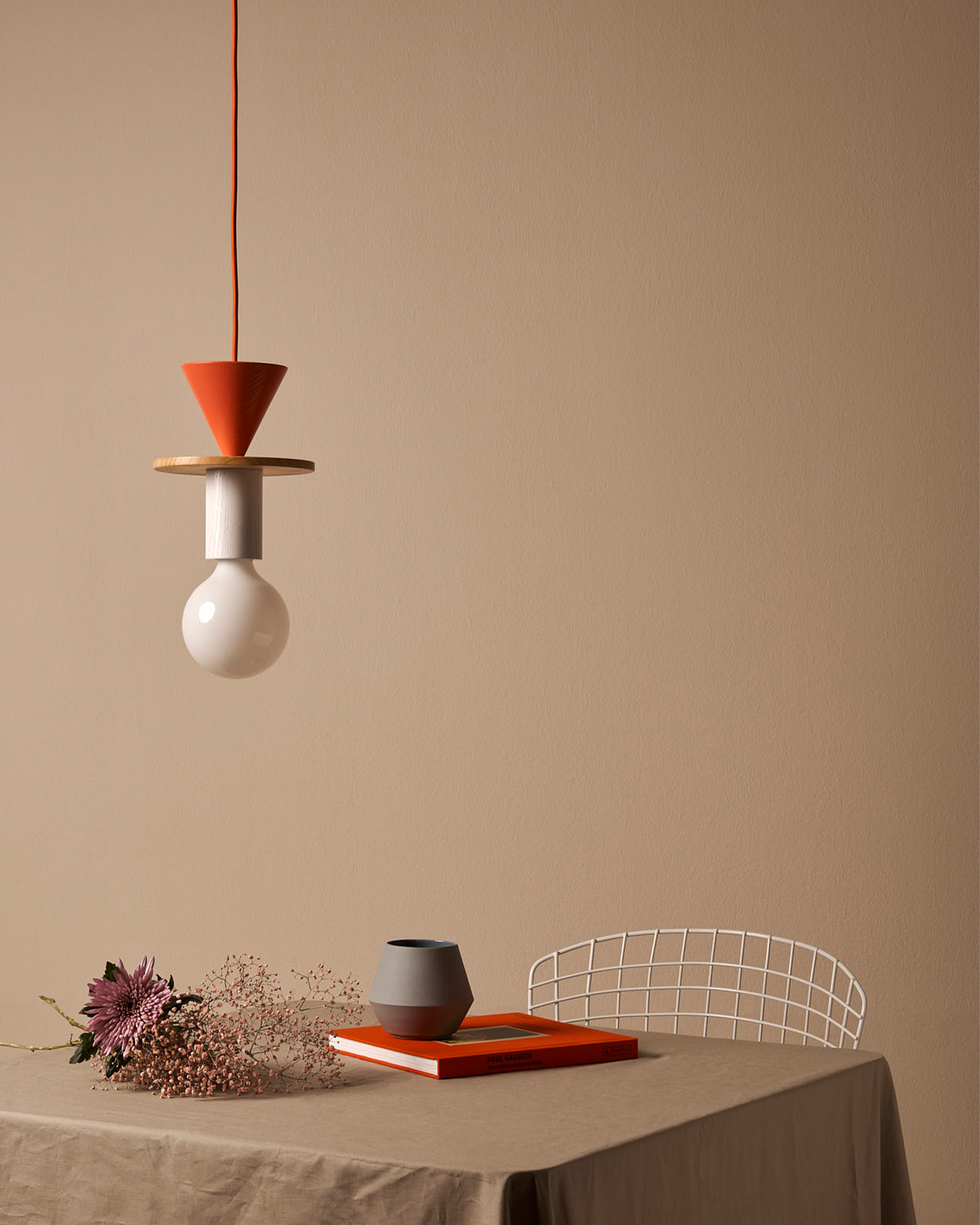 Lampada a sospensione Junit, record