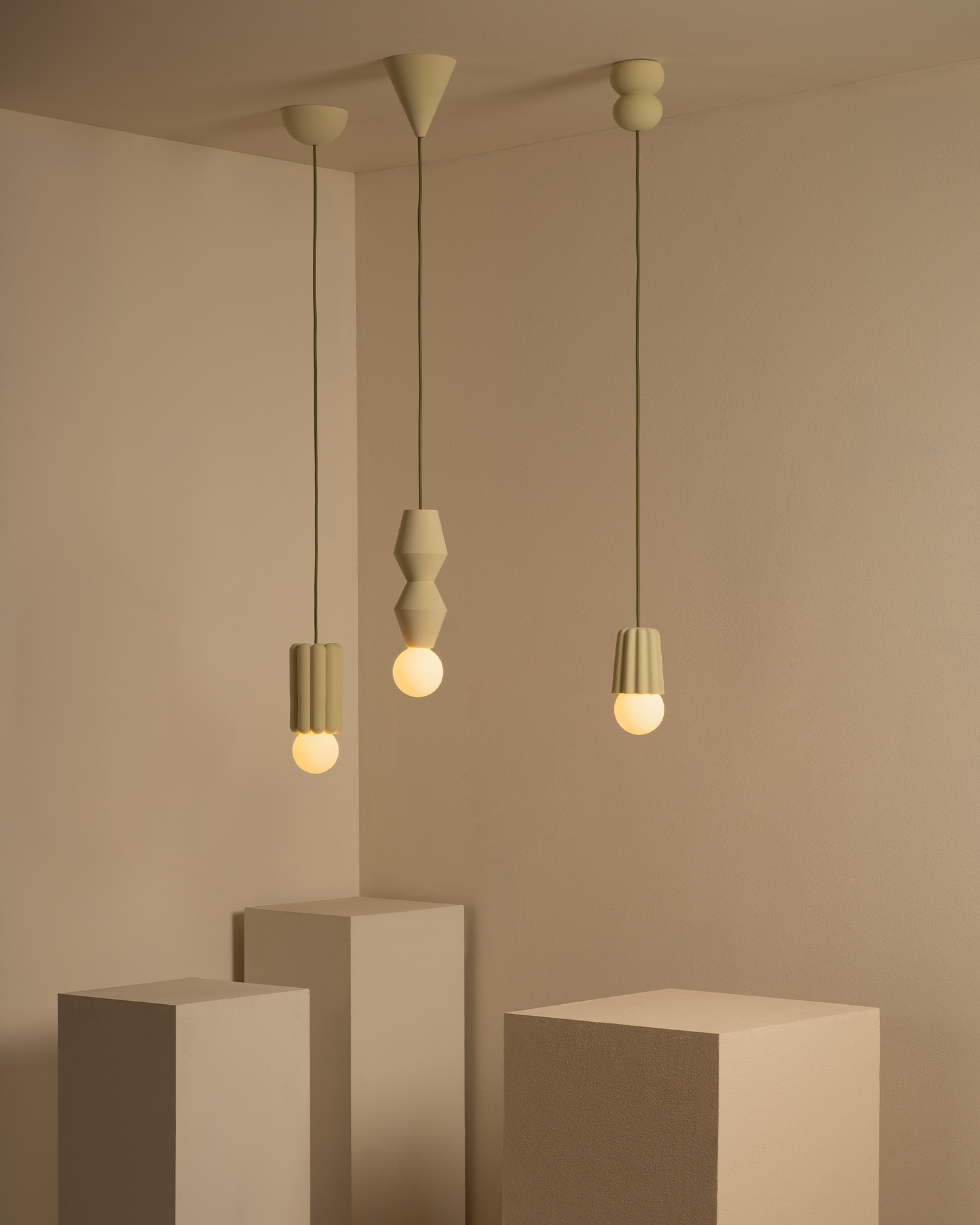 Lampada a sospensione Stucco n2, verde