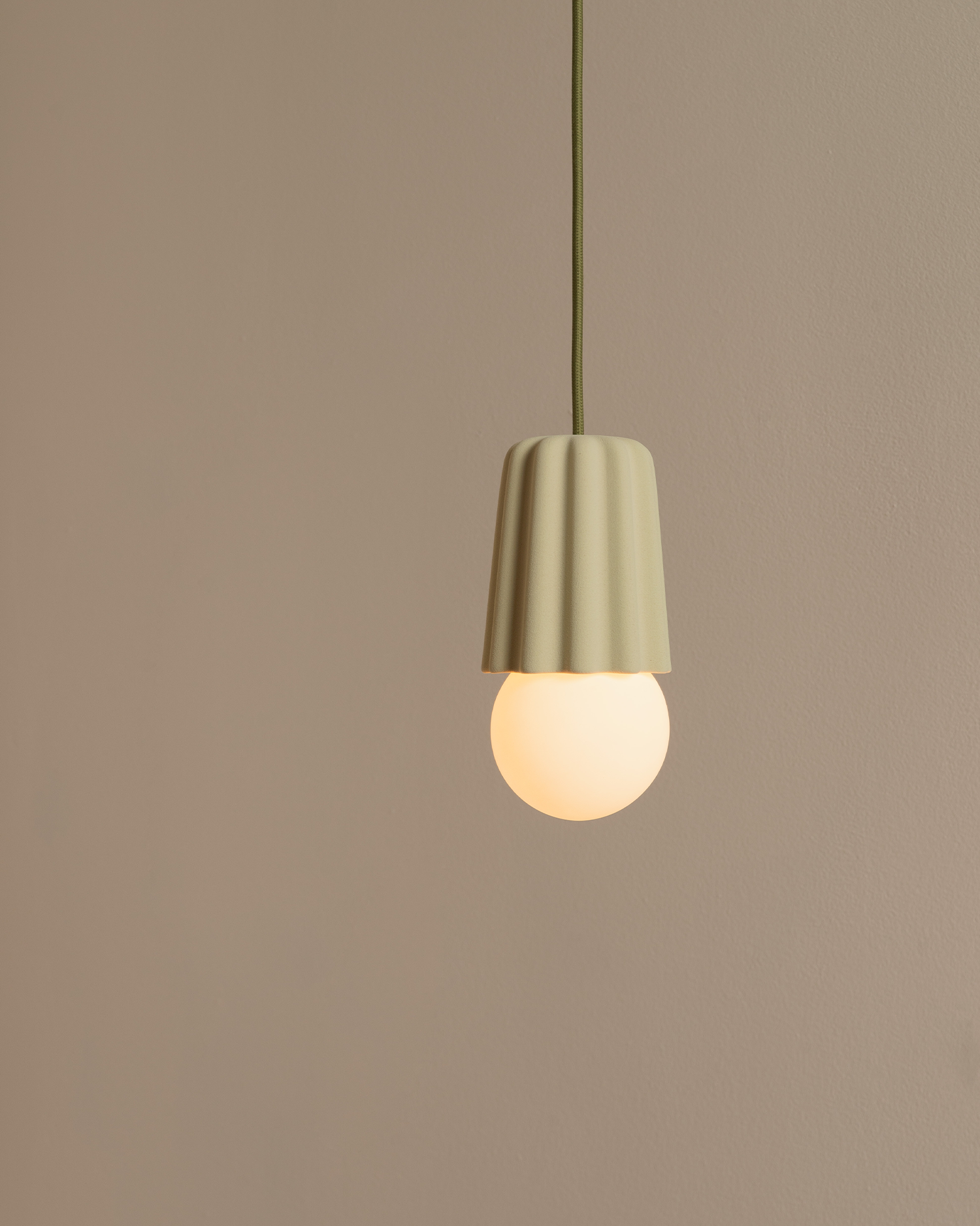 Lampada a sospensione Stucco n1, verde