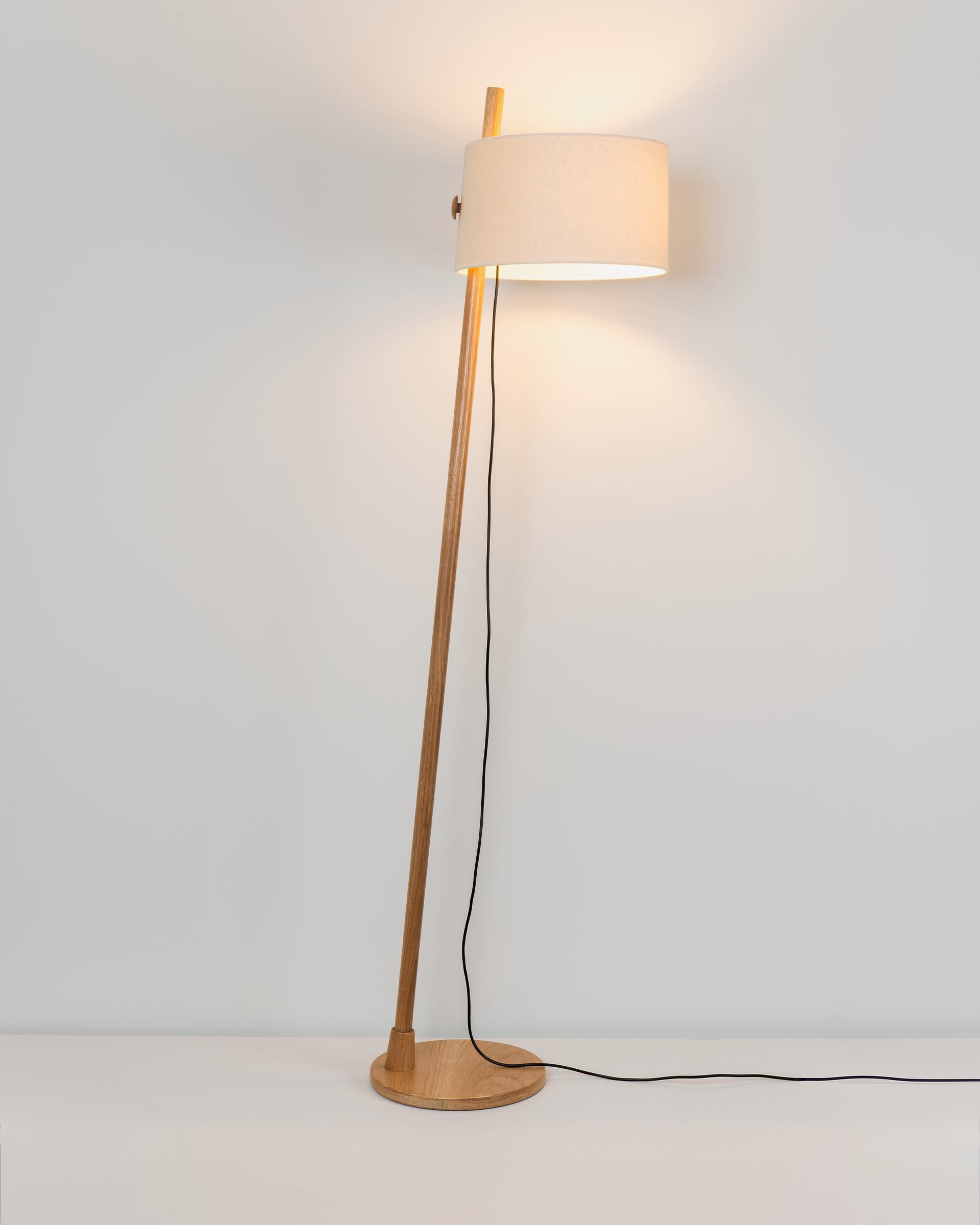 Lampada da terra Linood