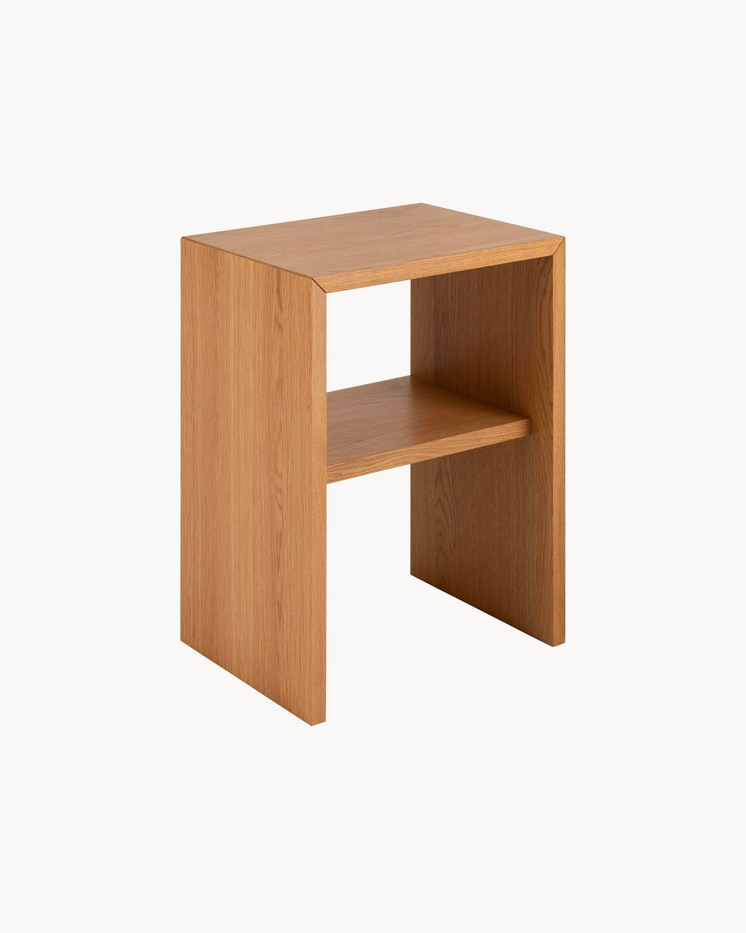 Comodino in legno Arlon