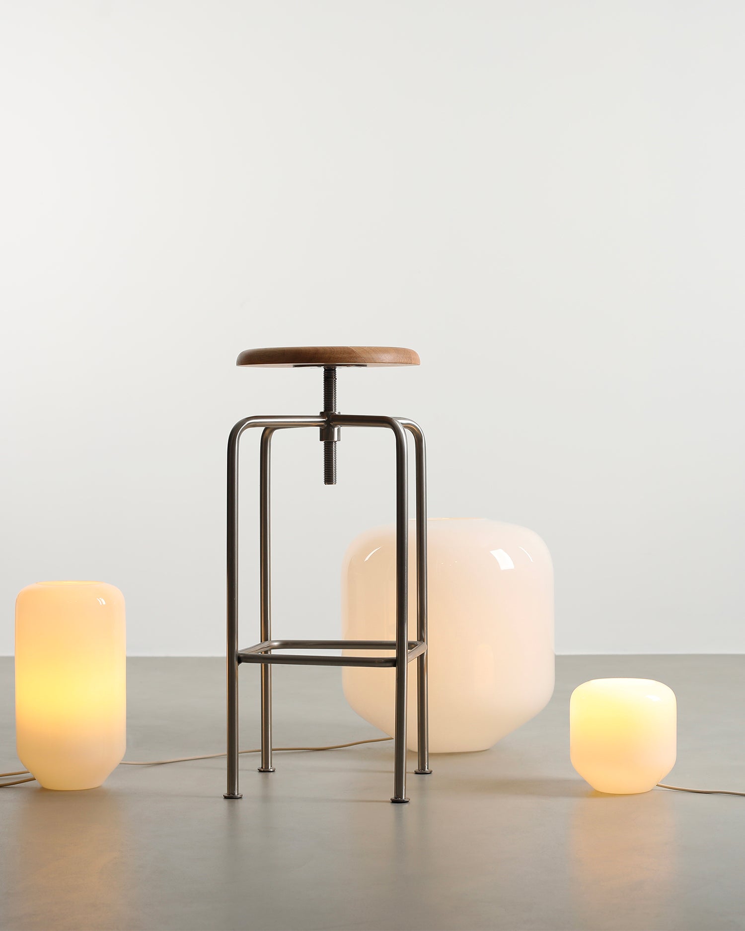 Lampada a sospensione in metallo e vetro Flask