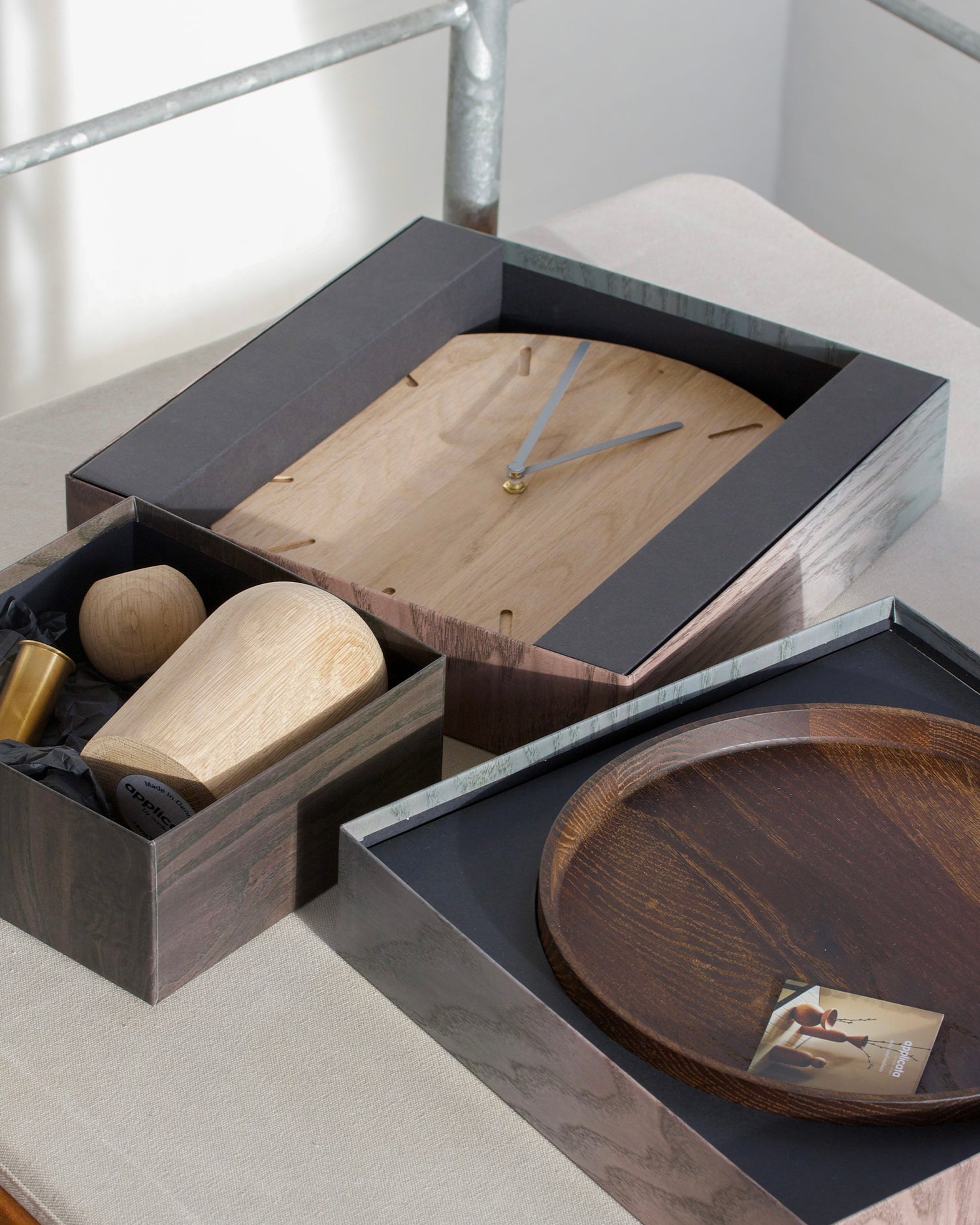 Orologio da parete in legno Watch:Out, rovere e argento