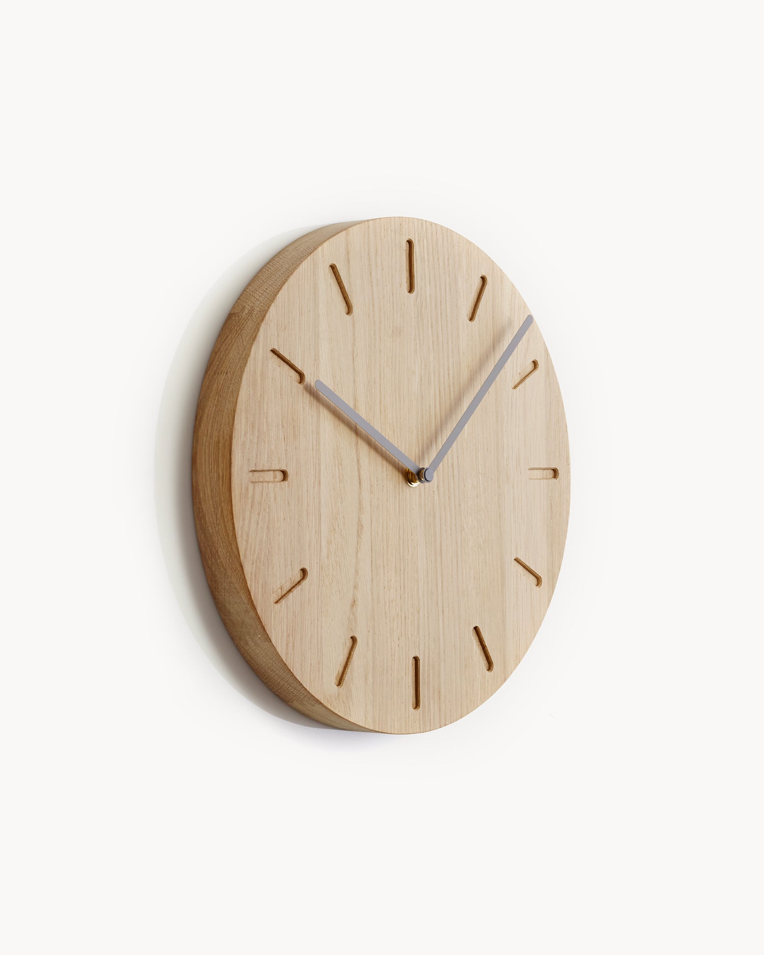 Orologio da parete in legno Watch:Out, rovere e argento
