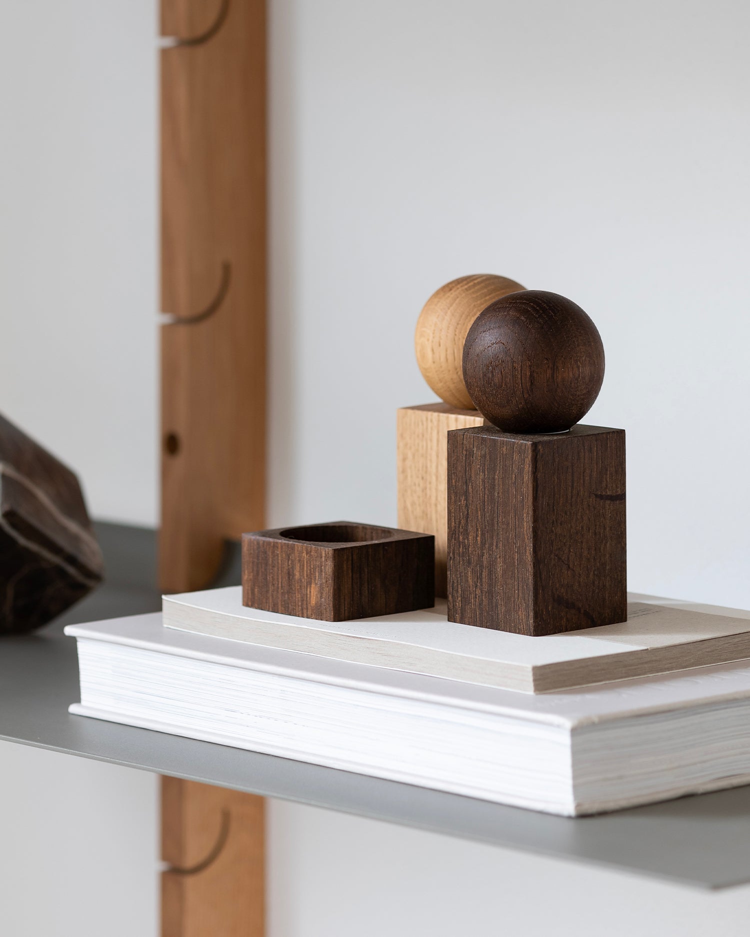 Set sale e pepe in legno TWIST, rovere scuro