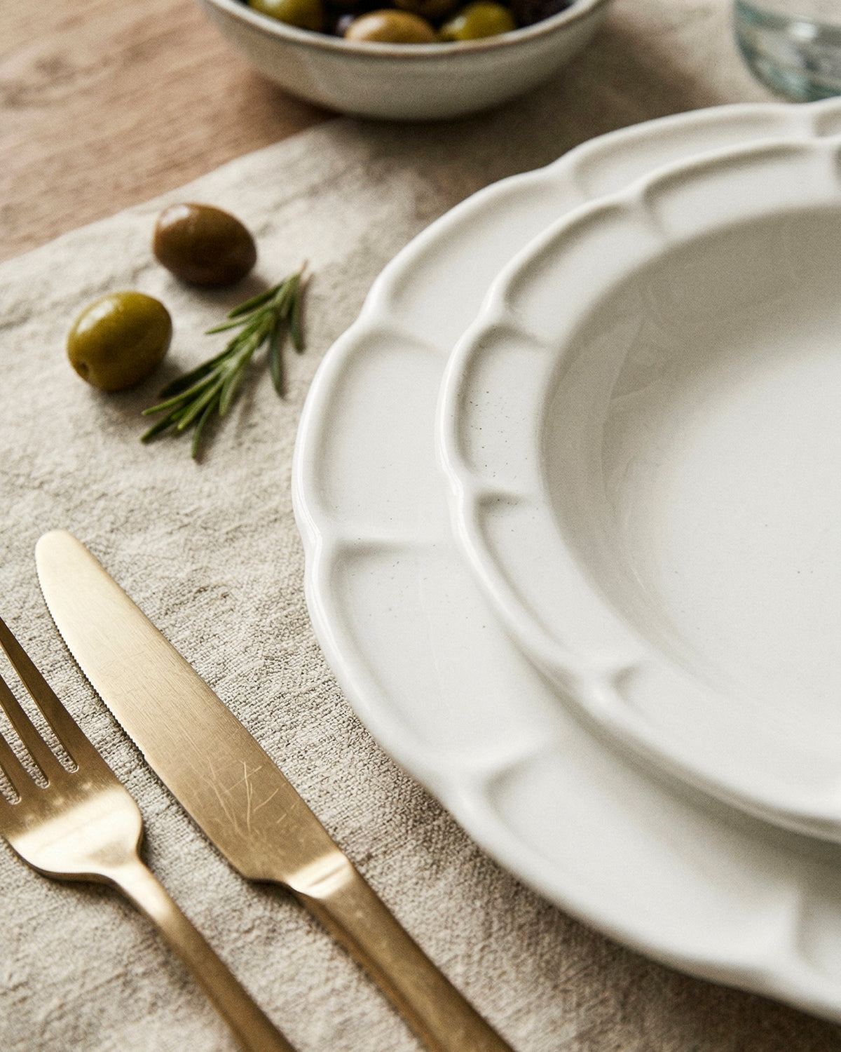 Set 6 piatti piani in ceramica realizzati a mano Dolcevita - Ceramica