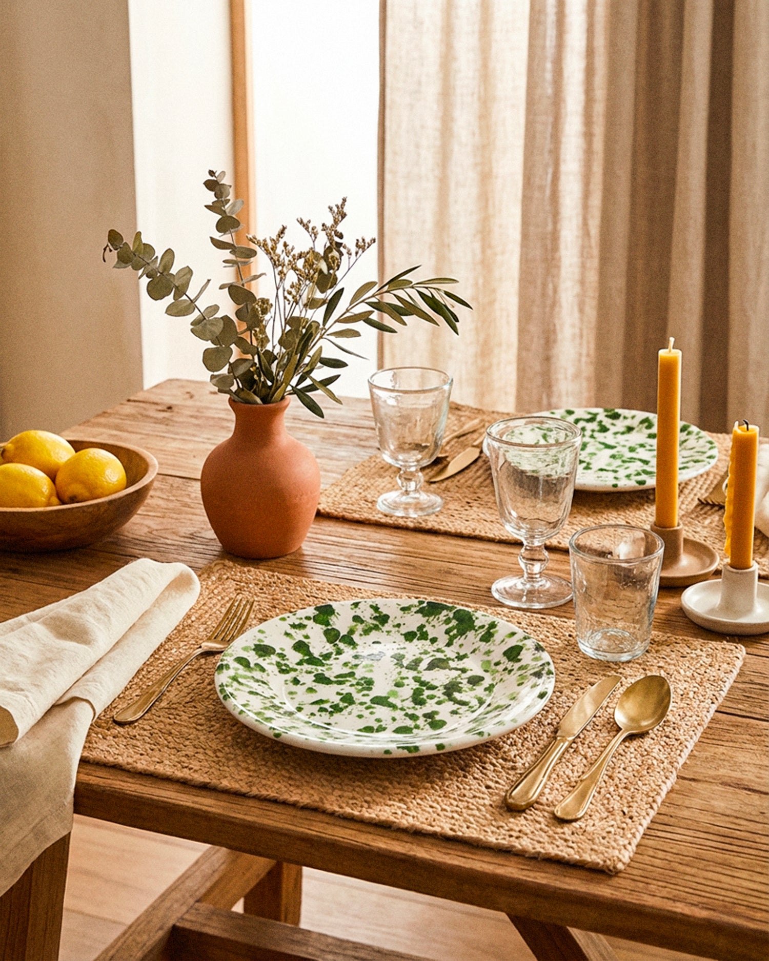 Set 6 piatti piani in ceramica realizzati a mano Impulso