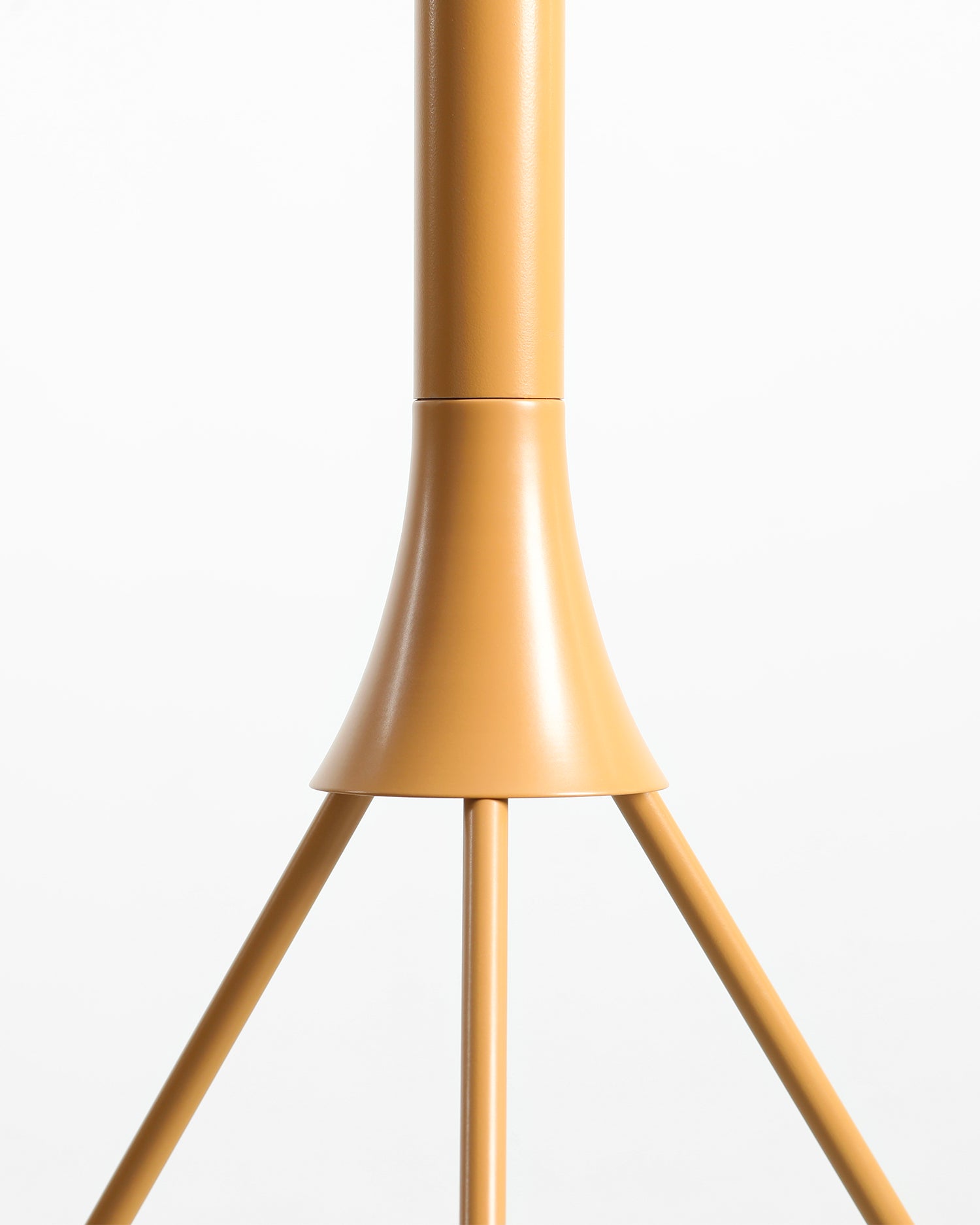 Lampada da terra in metallo Kibo