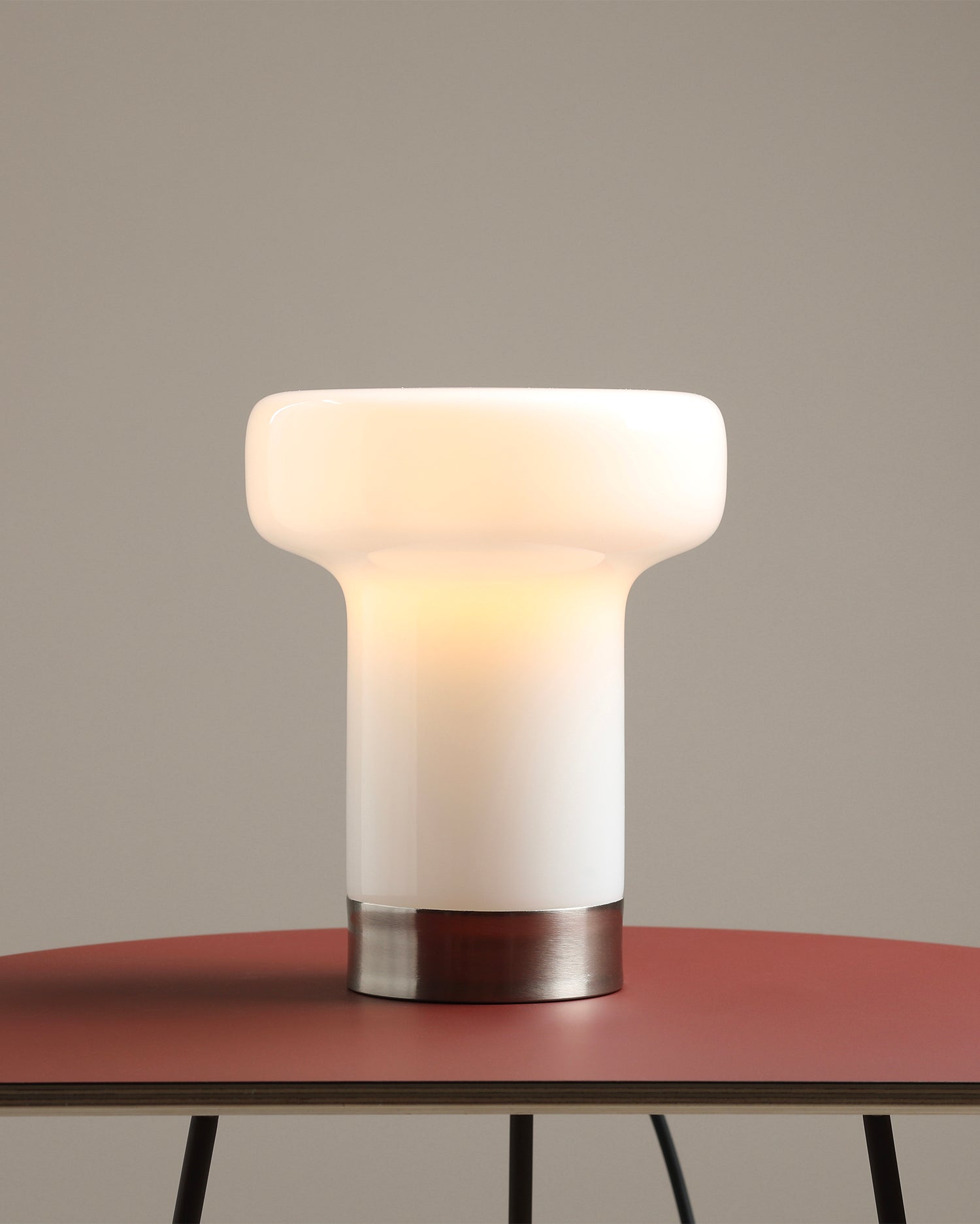 Lampada da tavolo Bonbon, crema