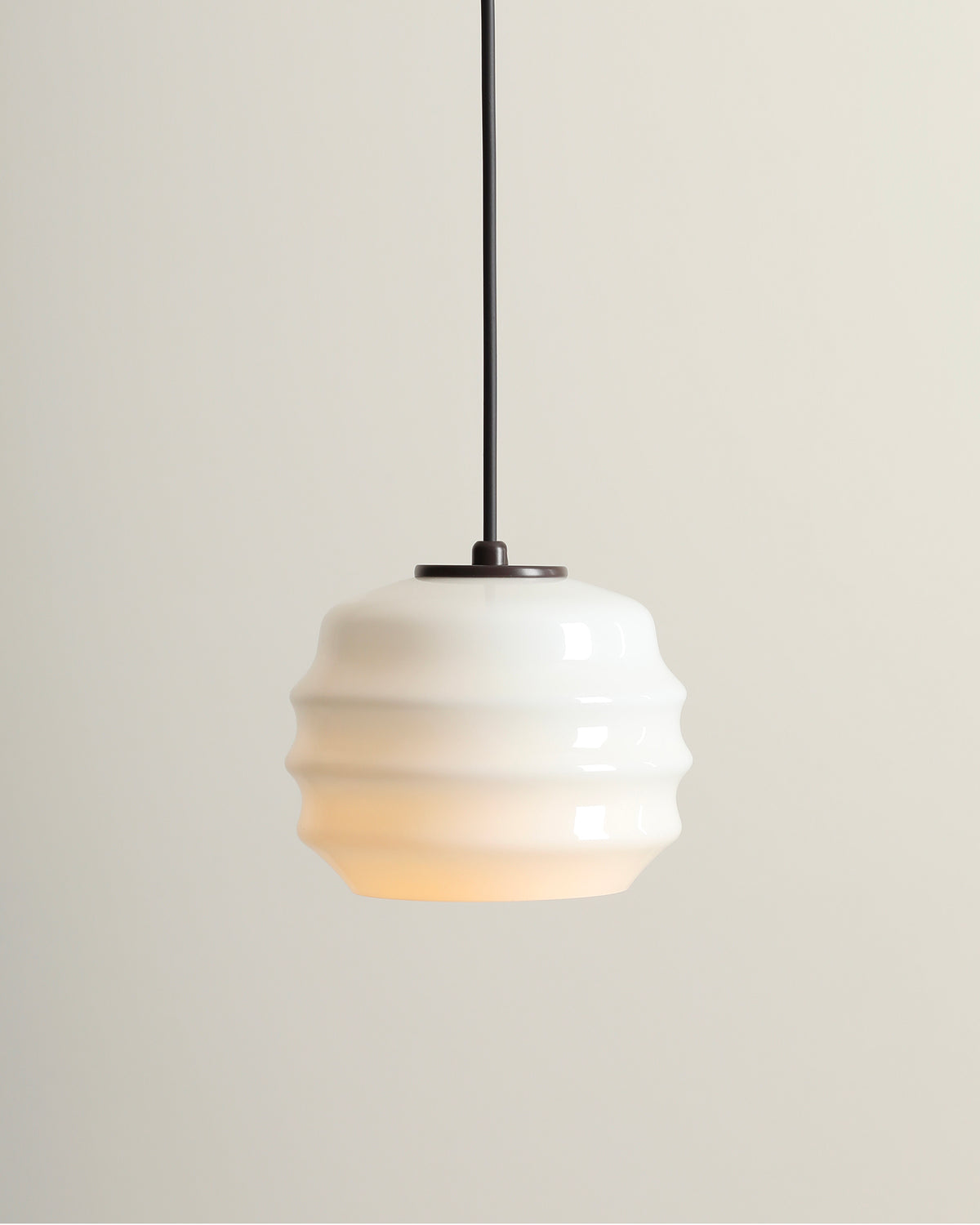 Lampada a sospensione in metallo e vetro Puff