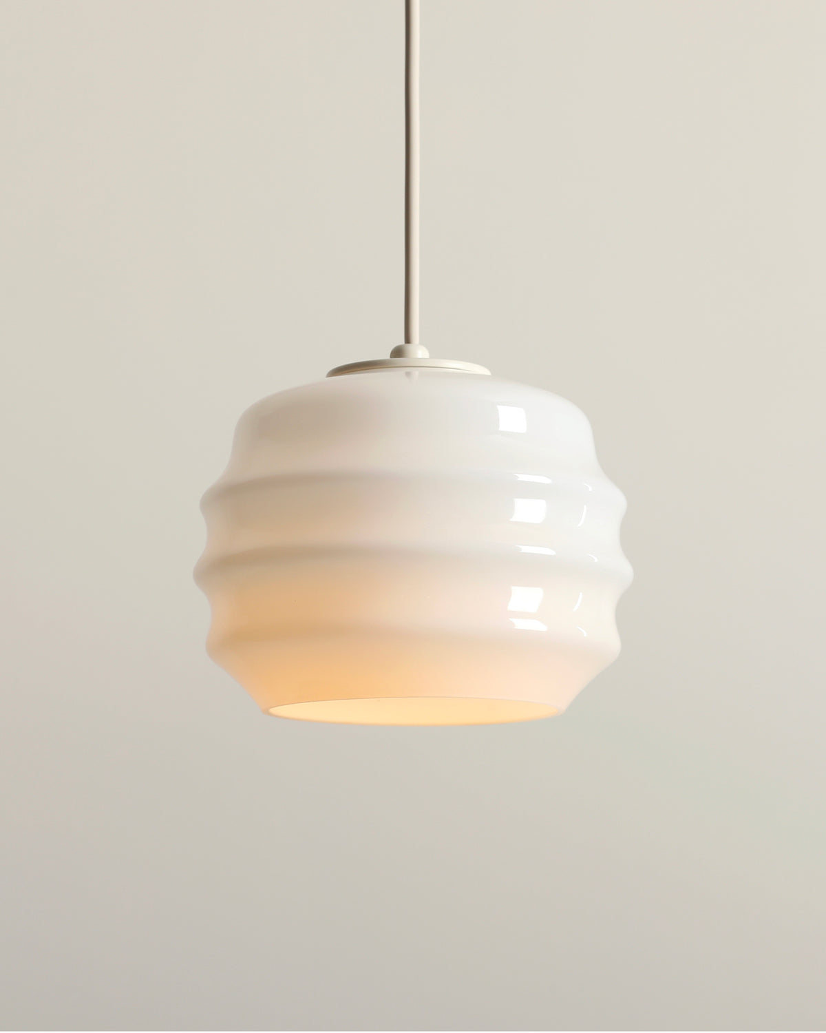 Lampada a sospensione in metallo e vetro Puff