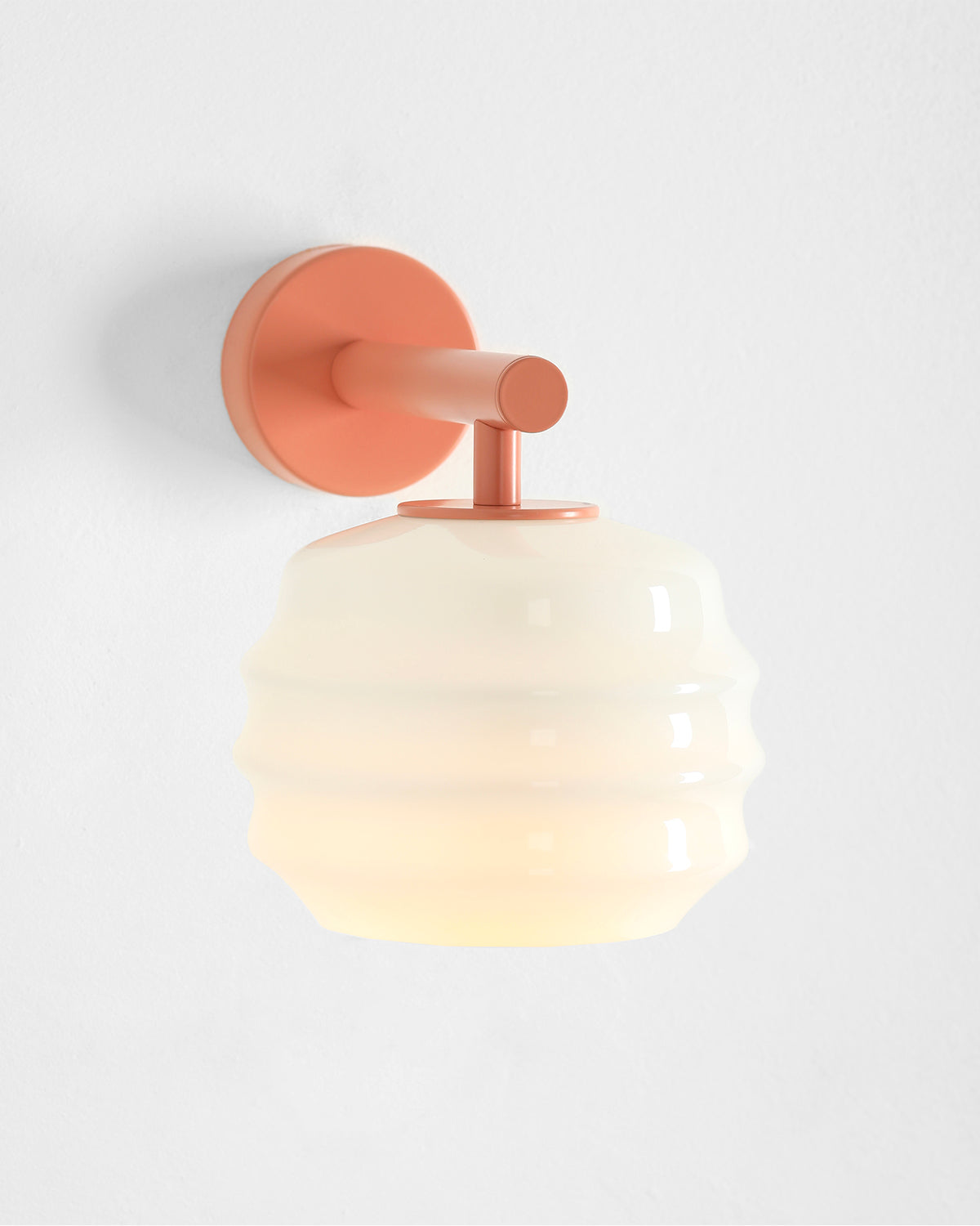 Lampada da parete in metallo e vetro Puff
