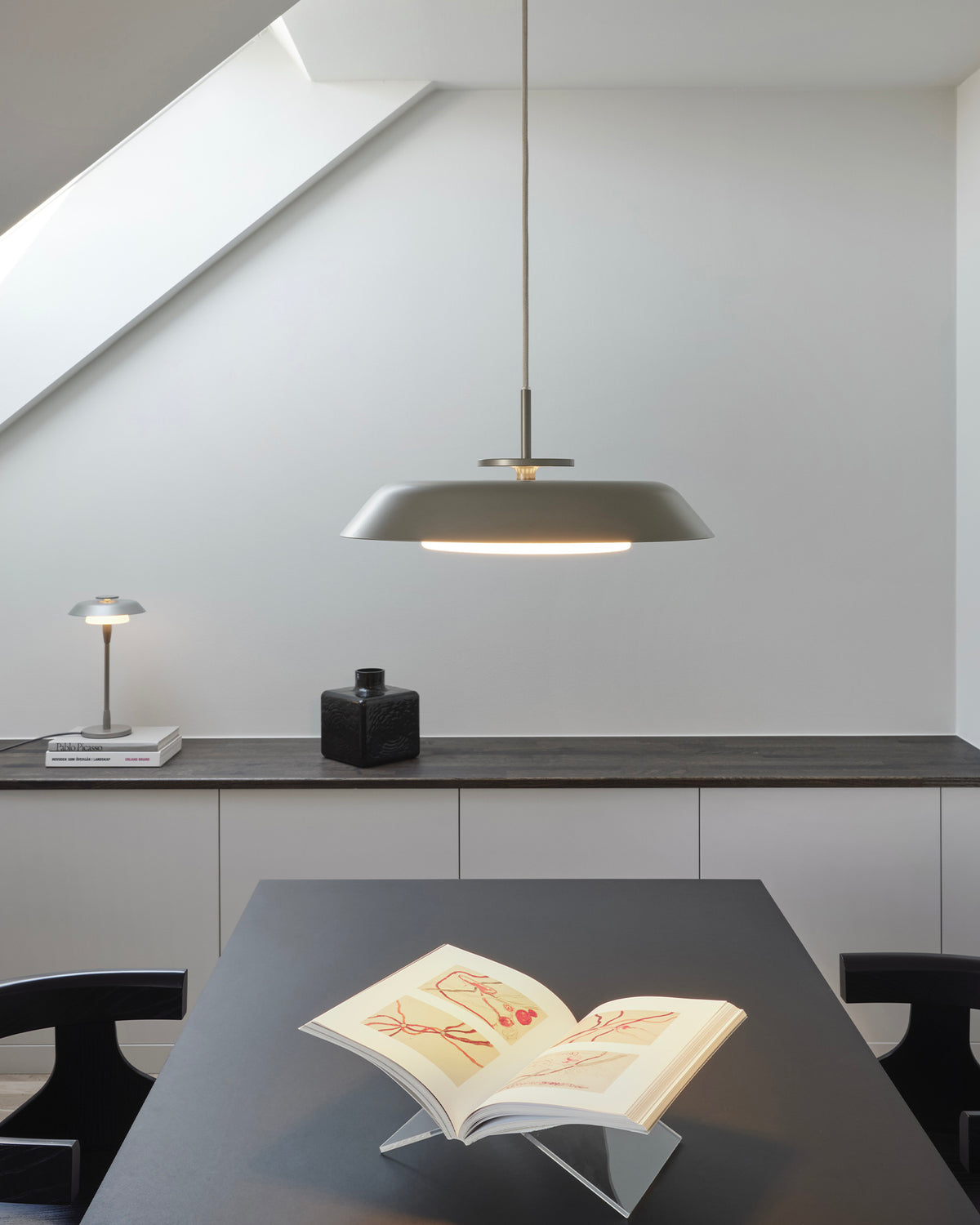 Lampada a sospensione LED in metallo e vetro Horisont