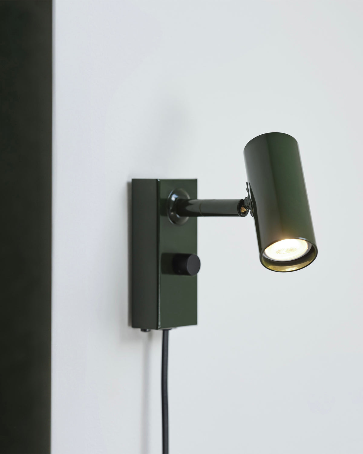 Lampada da parete in metallo Cato