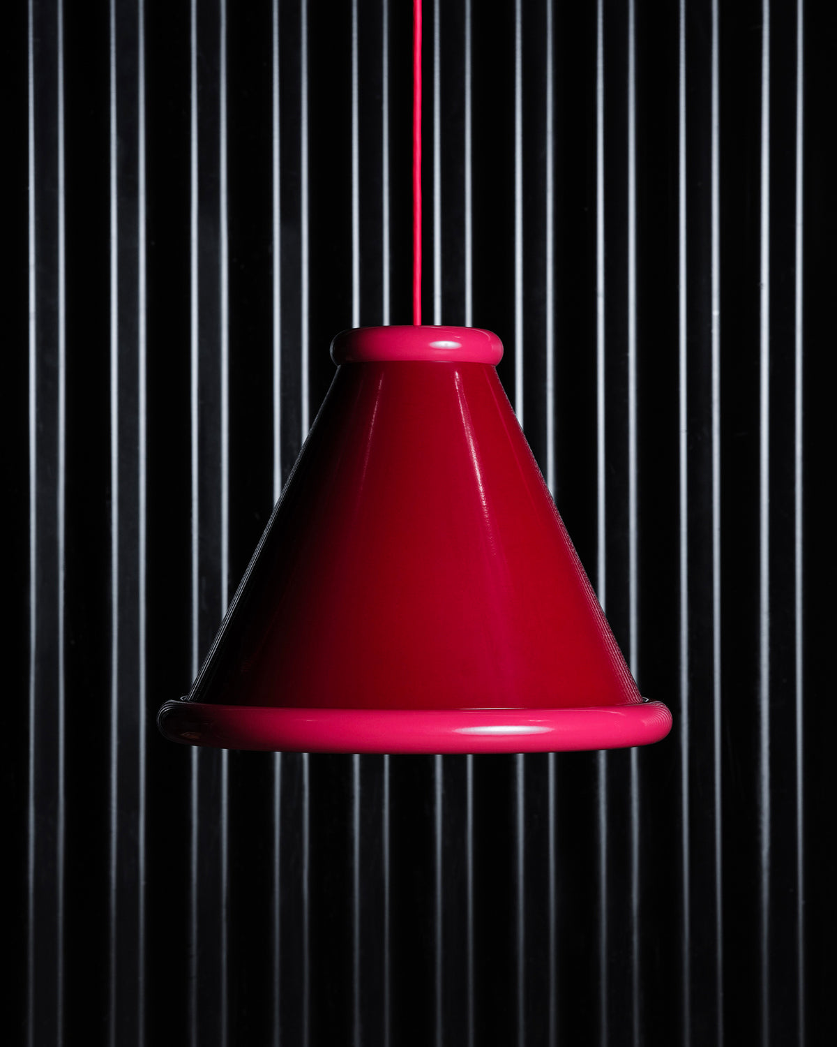 Lampada a sospensione in alluminio Belle