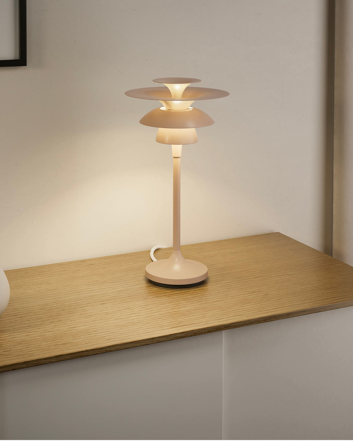 Lampada da tavolo in metallo Picasso