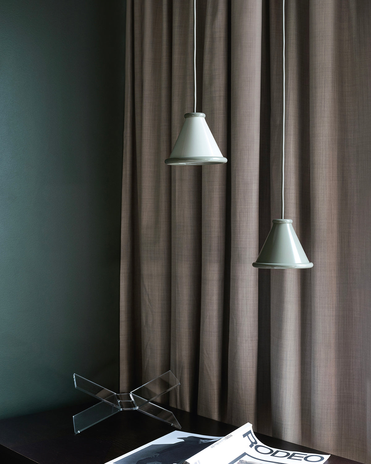 Lampada a sospensione in alluminio Belle