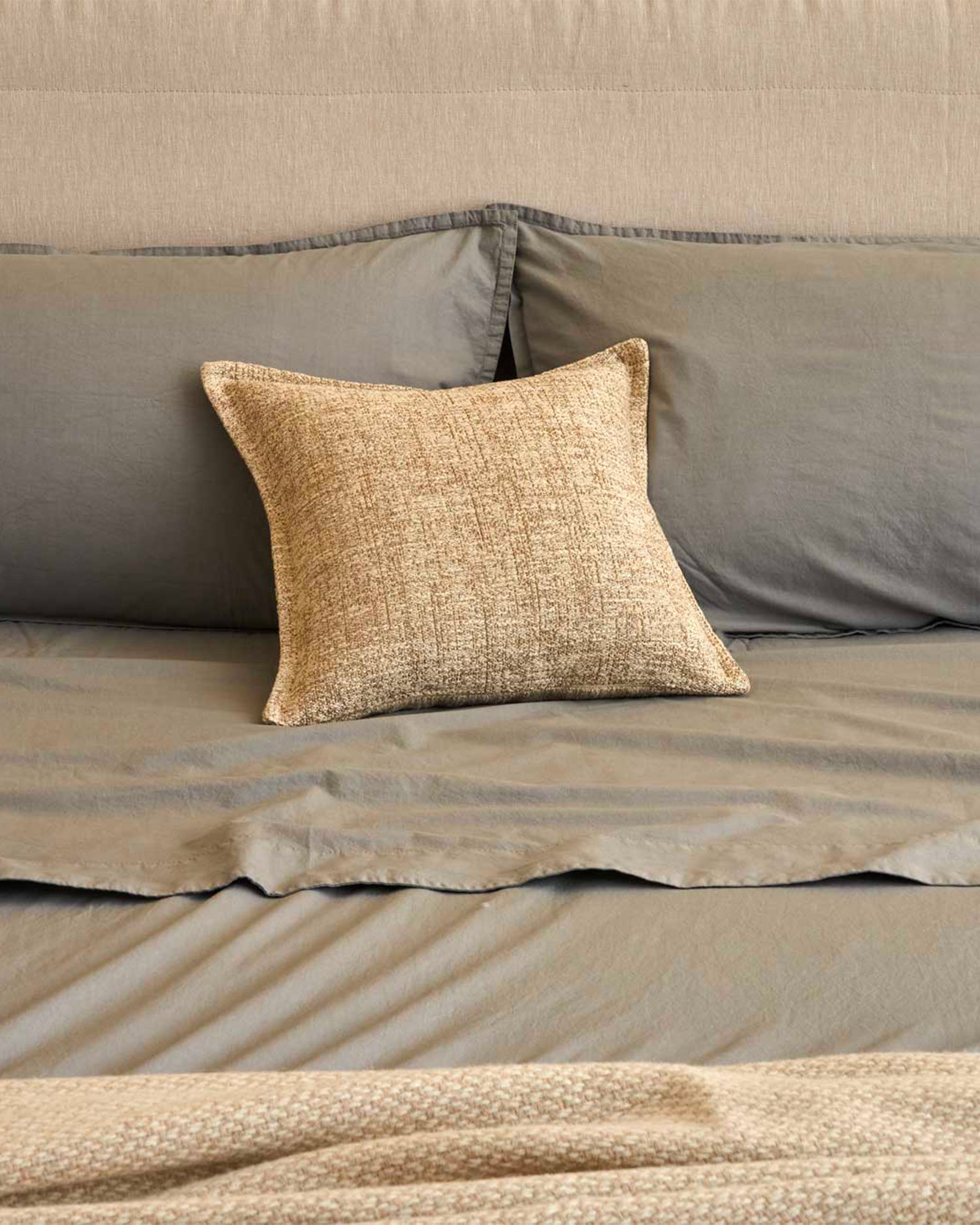 Completo letto matrimoniale in puro cotone Rio, 27 colori disponibili