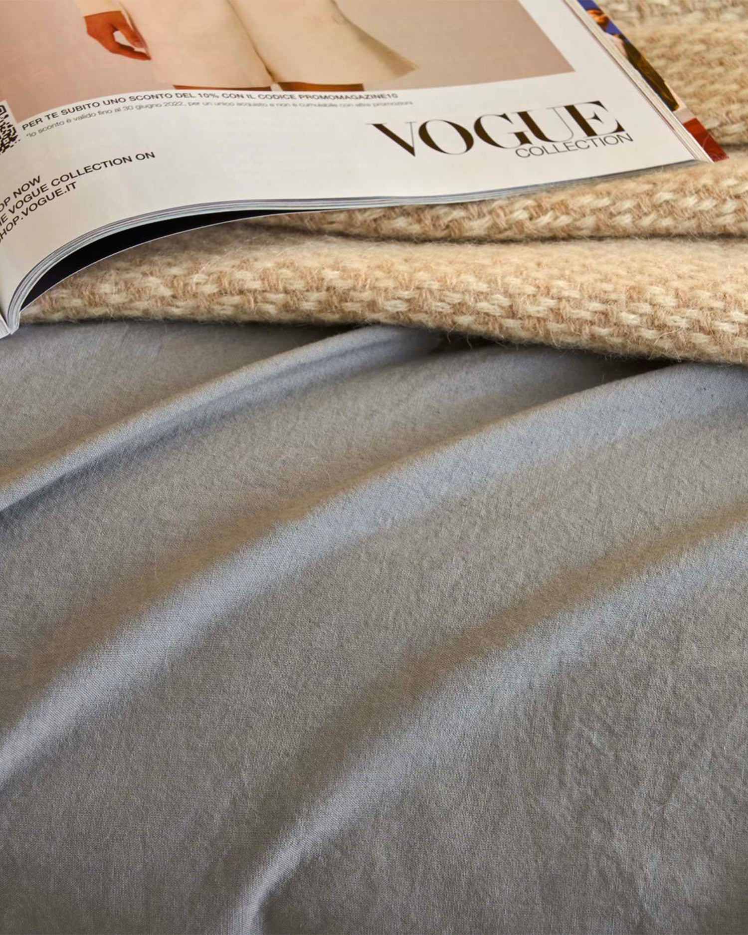 Completo letto matrimoniale in puro cotone Rio, 27 colori disponibili