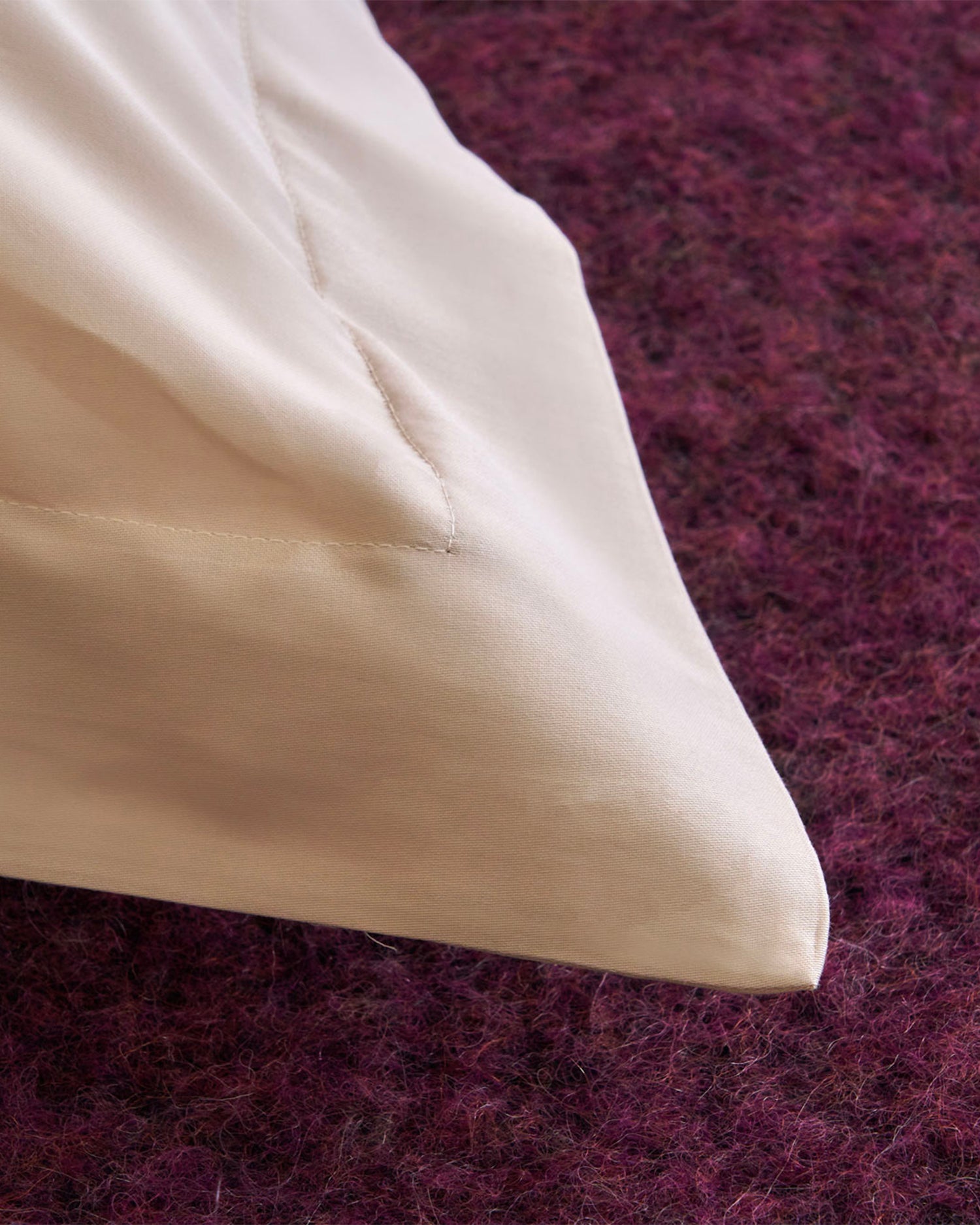 Parure copripiumino matrimoniale in raso di cotone Ametista, 16 colori disponibili