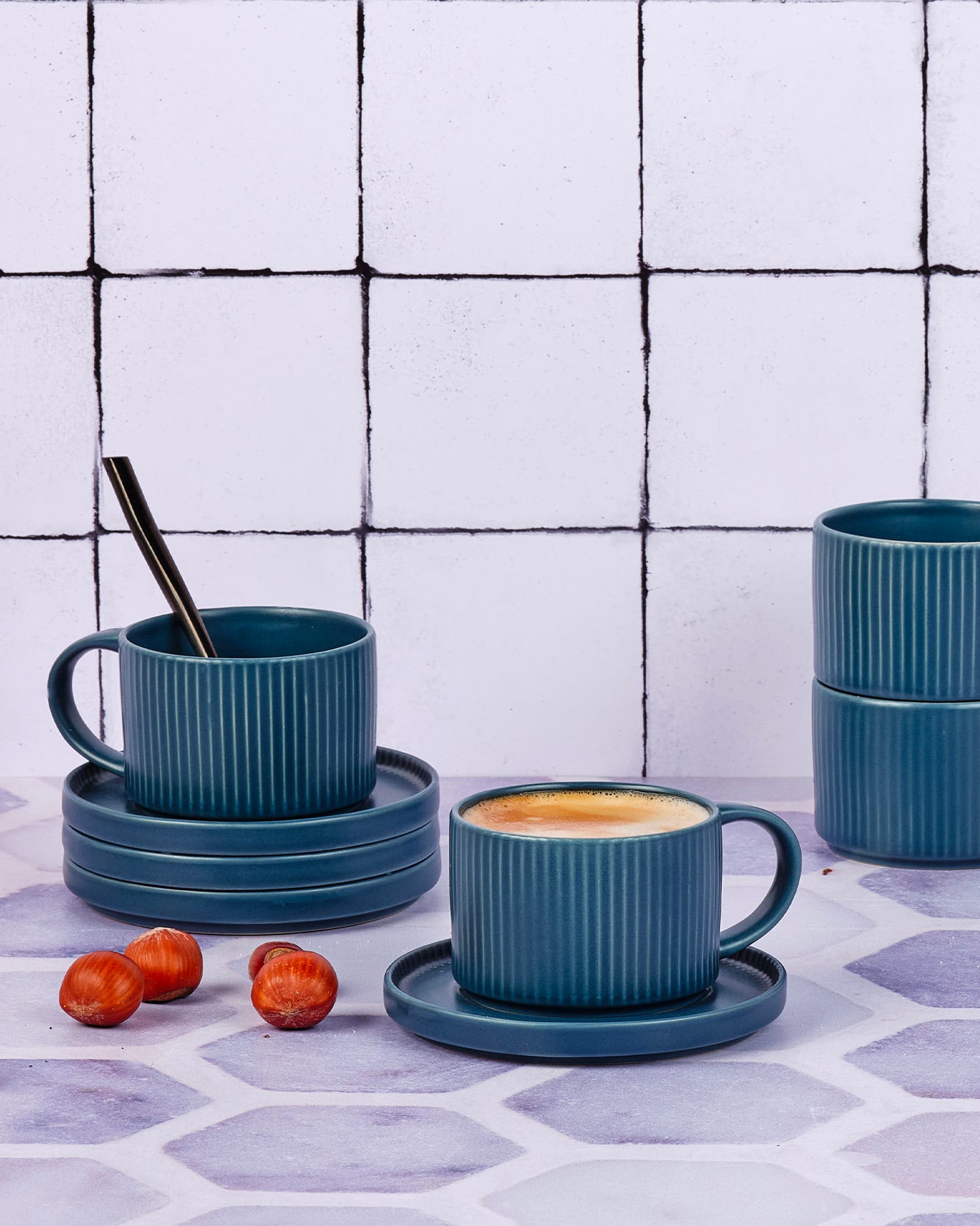 Set 4 tazzine con piattino in grès Scandi