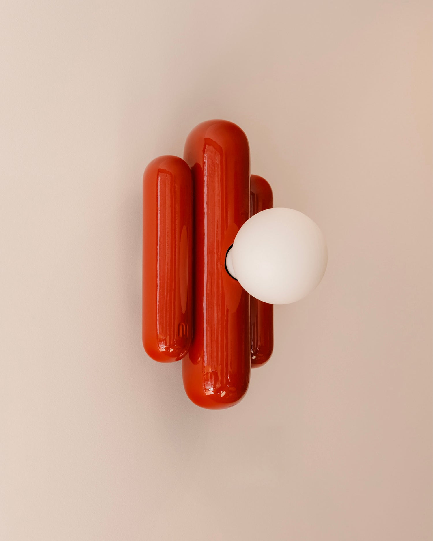 Lampada da parete in ceramica Madeleine