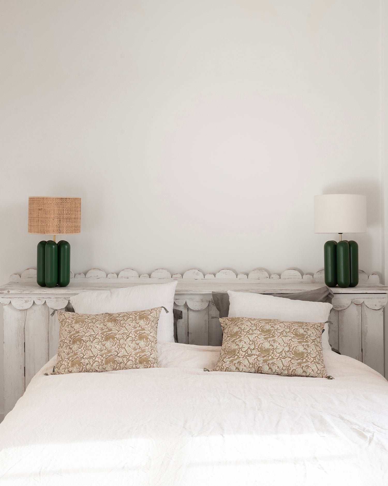 Lampada in legno con paralume Charlotte