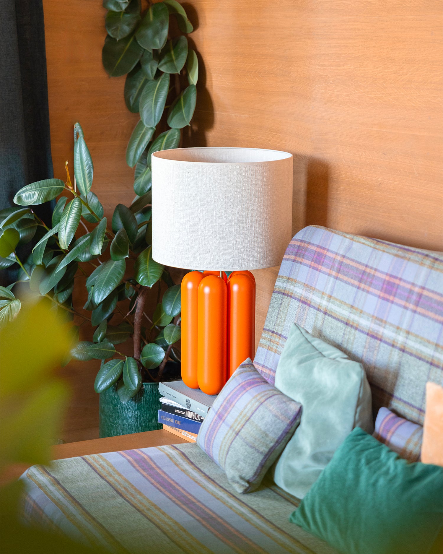 Lampada in legno con paralume Charlotte