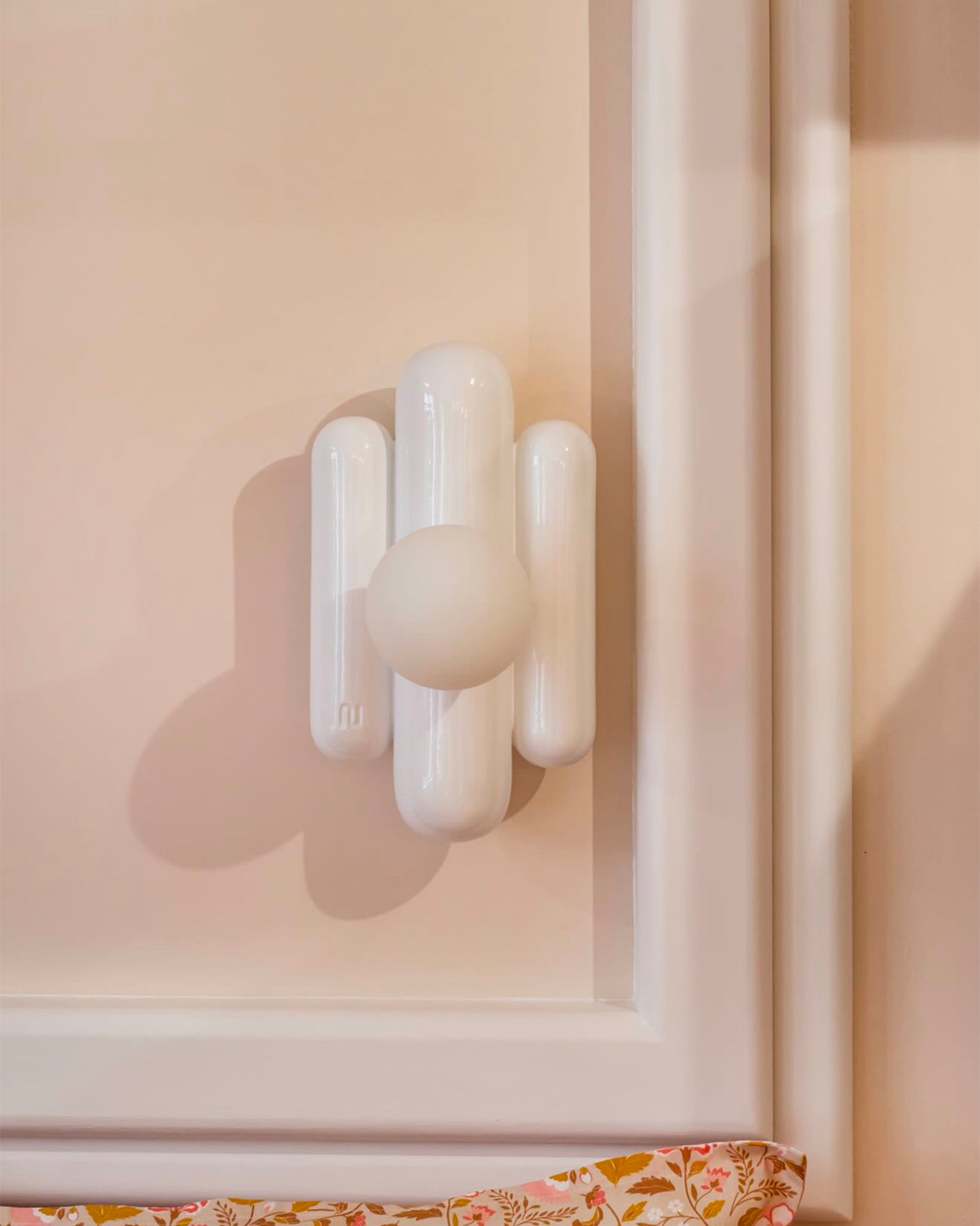 Lampada da parete in ceramica Madeleine