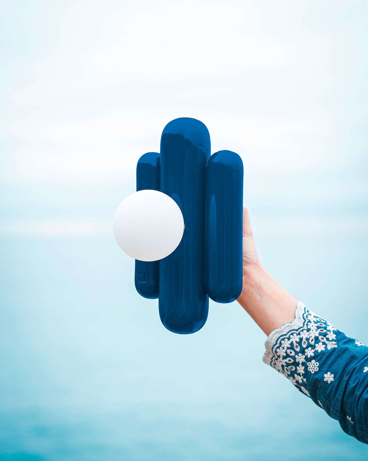 Lampada da parete in ceramica Madeleine