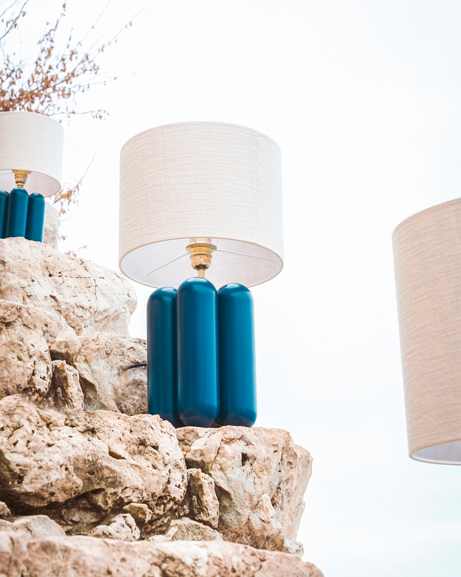 Lampada in legno con paralume Charlotte