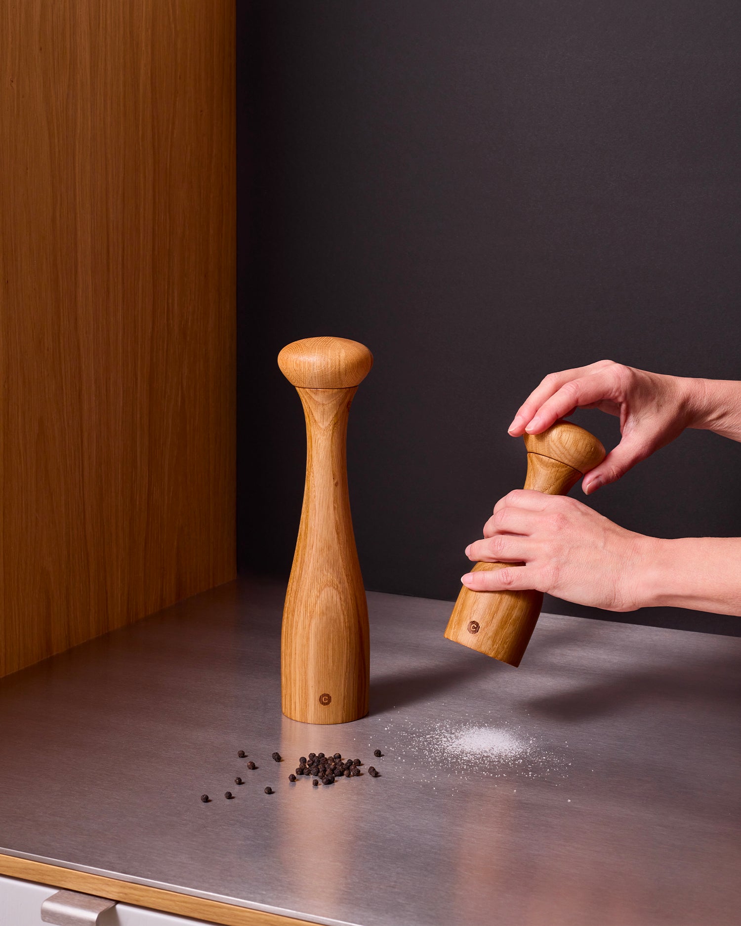 Macinaspezie in legno di rovere Lyon
