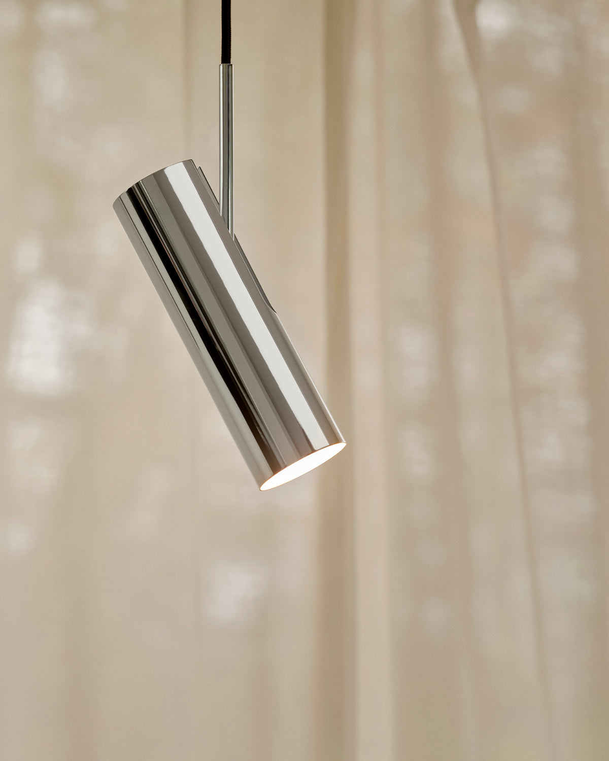 Lampada a sospensione orientabile in metallo MIB 6