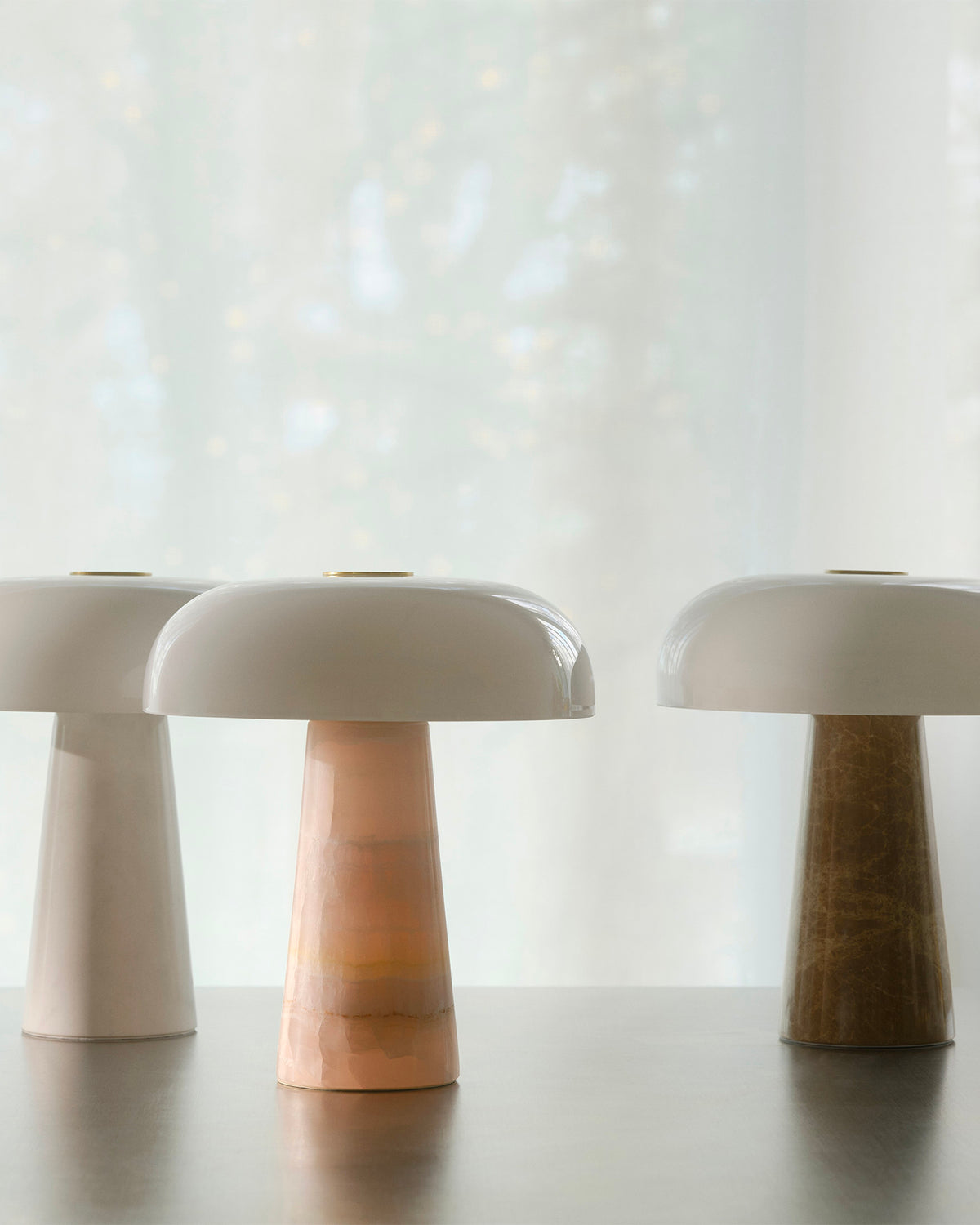 Lampada da tavolo in marmo e vetro Glossy Mini
