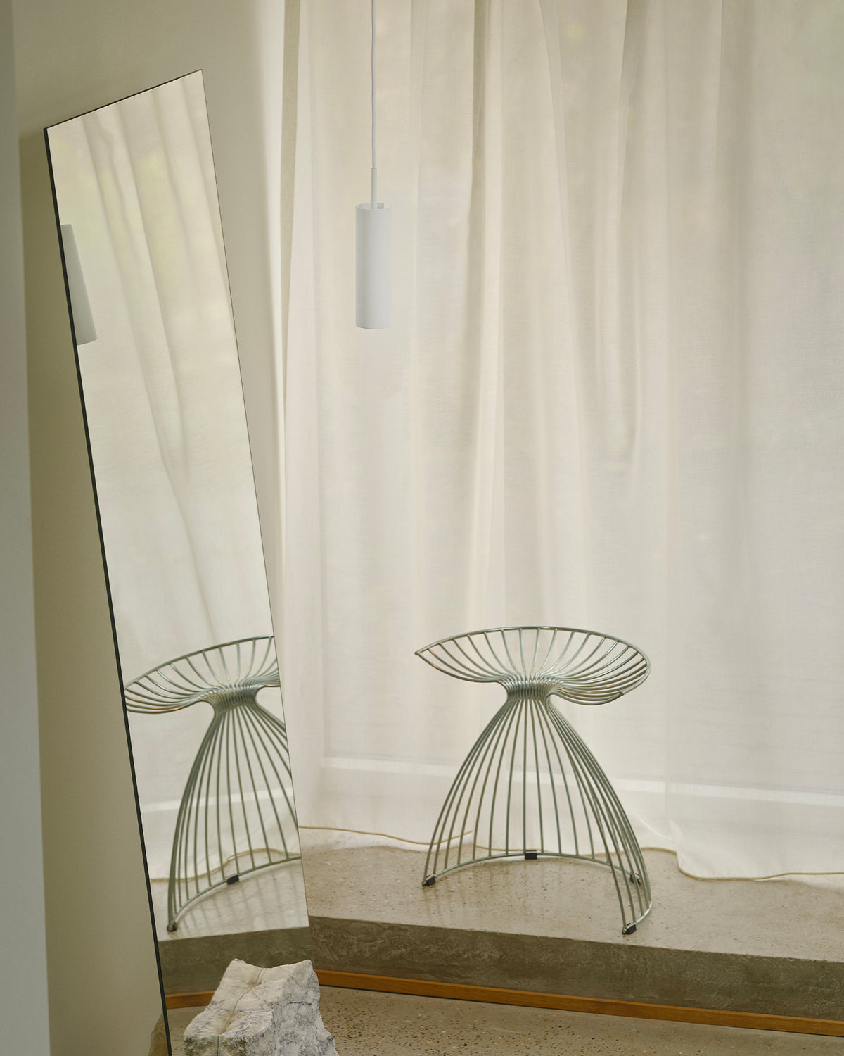 Lampada a sospensione orientabile in metallo MIB 6