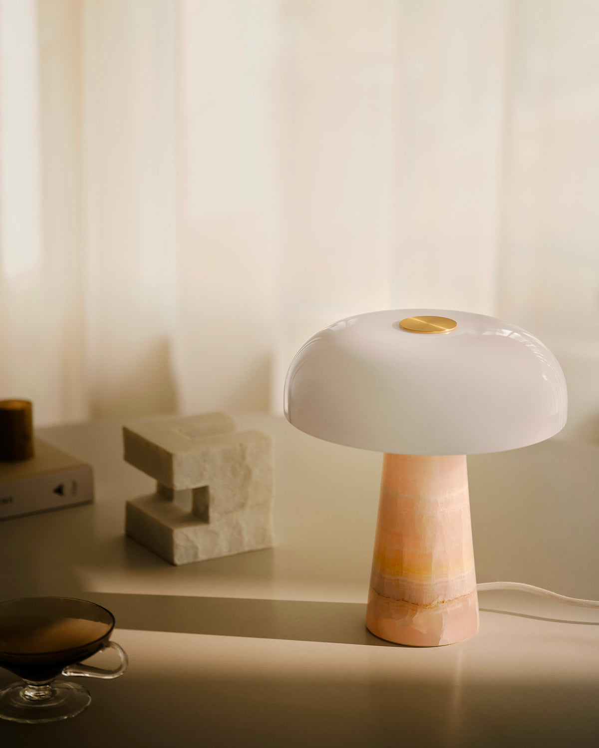 Lampada da tavolo in marmo e vetro Glossy Mini