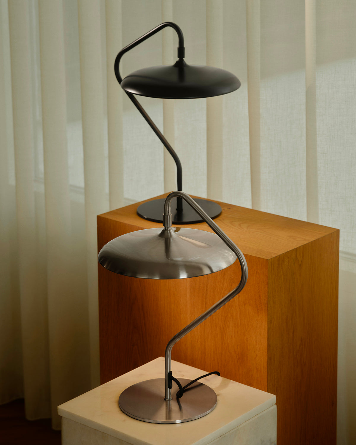 Lampada da tavolo in metallo Artist