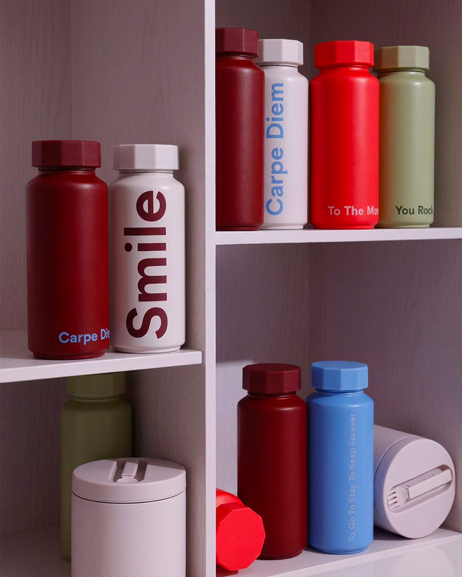 Bottiglia termica di design con scritta "To The Moon" in acciaio