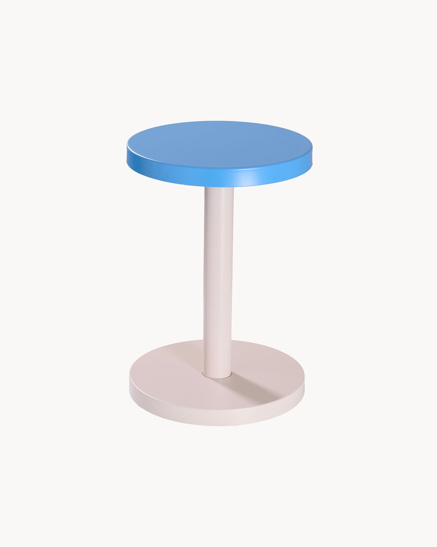 Tavolino rotondo in metallo Trisse