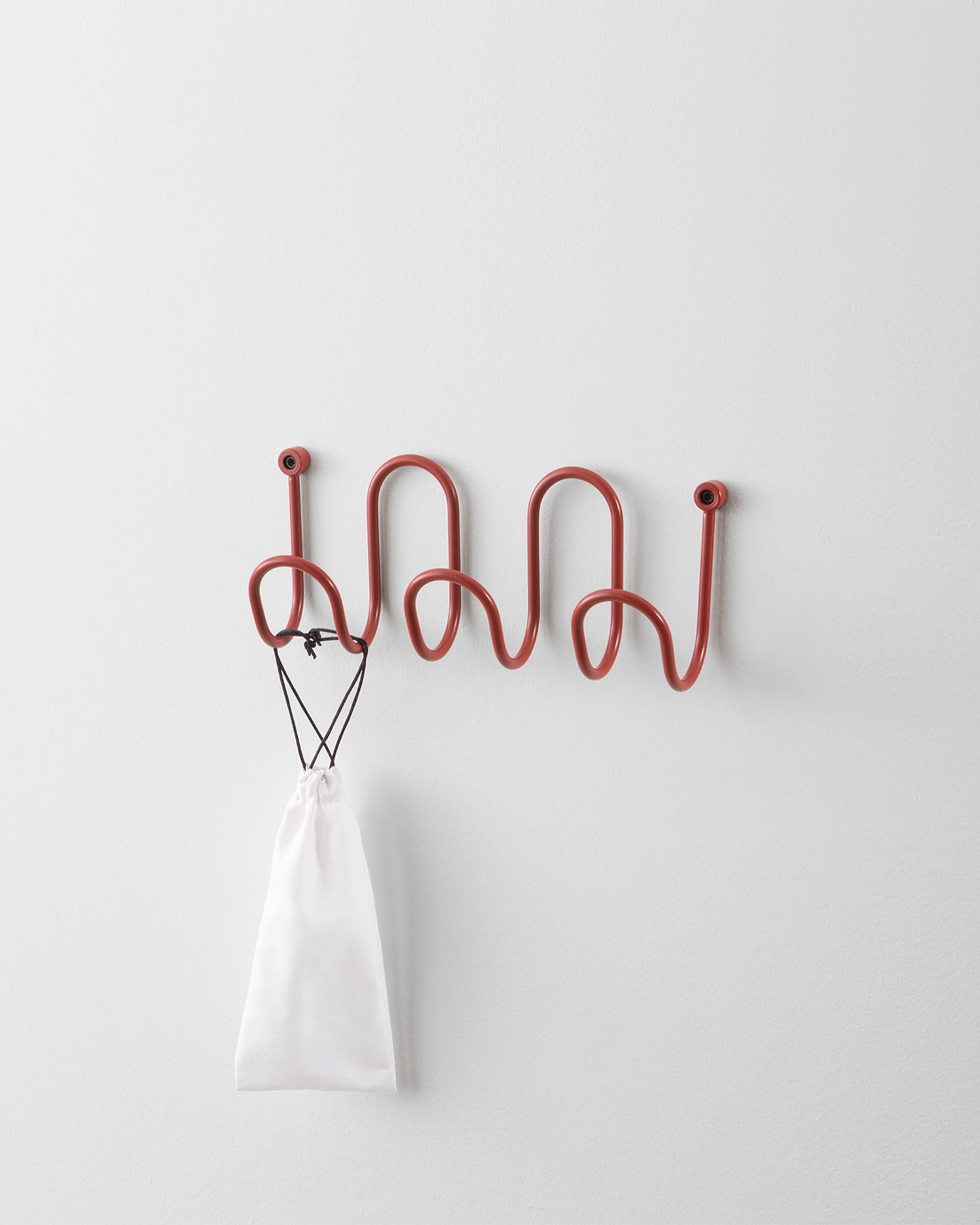 Appendiabiti da parete in metallo Molly