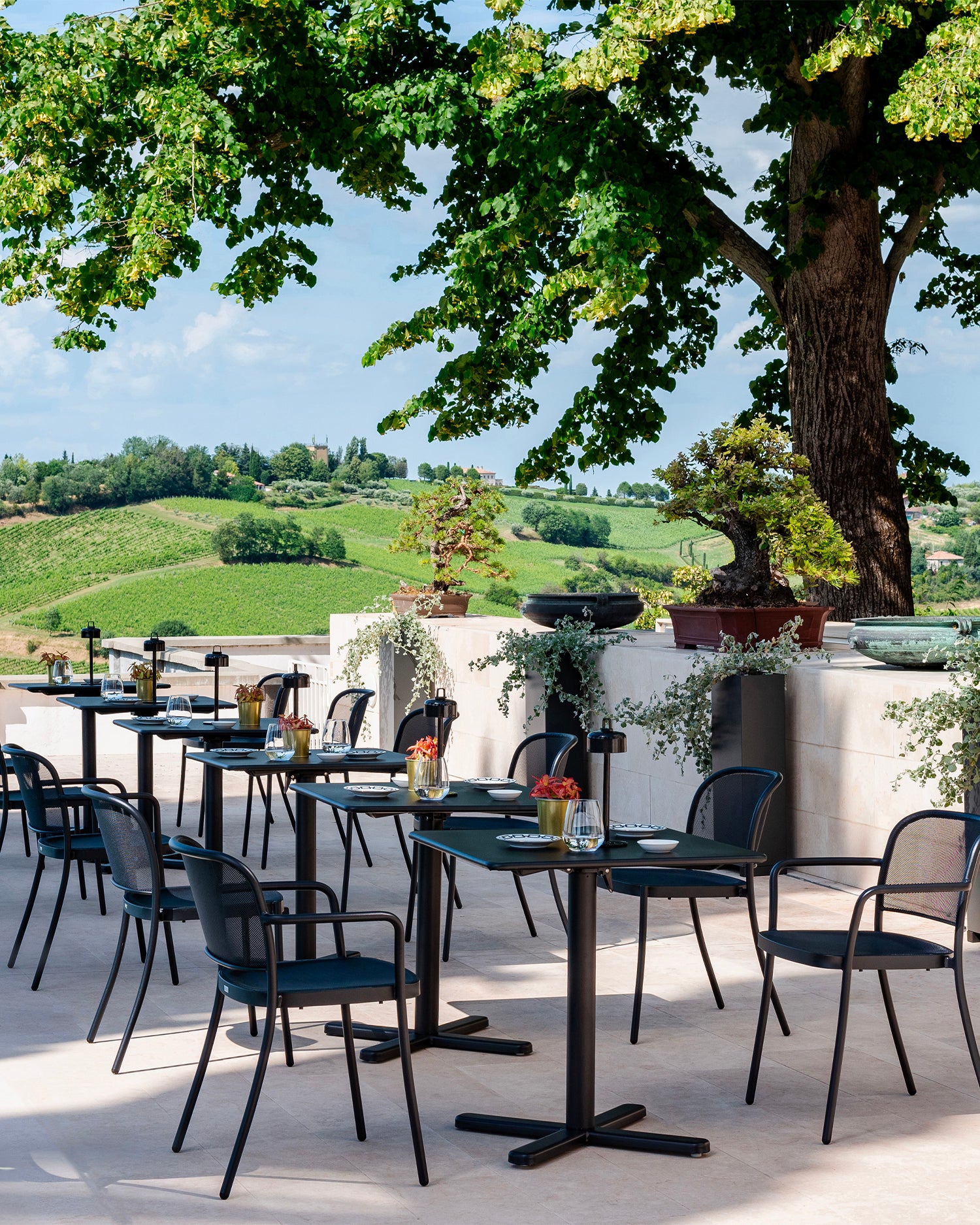 Tavolo da esterno piegevole in acciaio Darwin