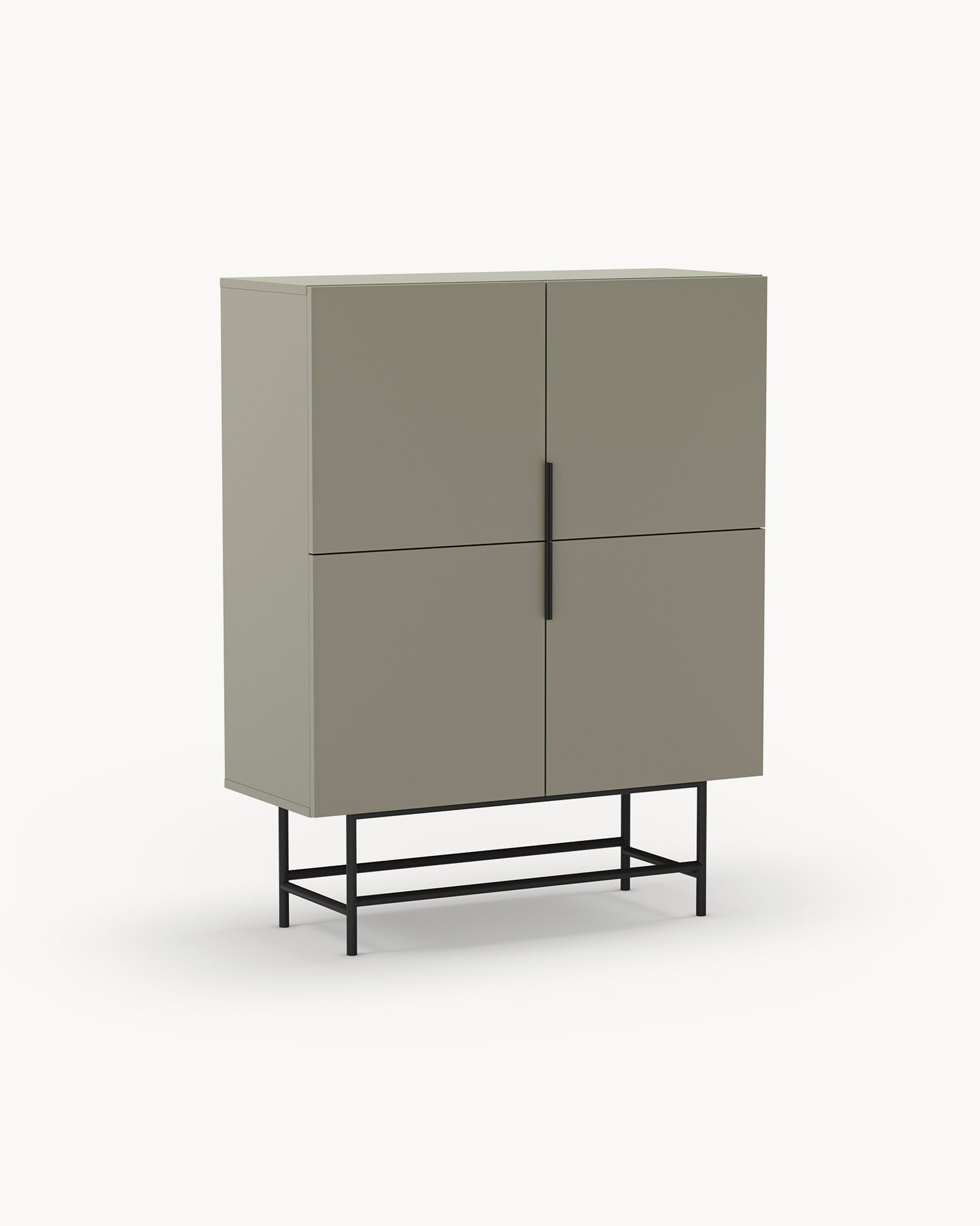 Credenza alta con gambe in metallo Eldia
